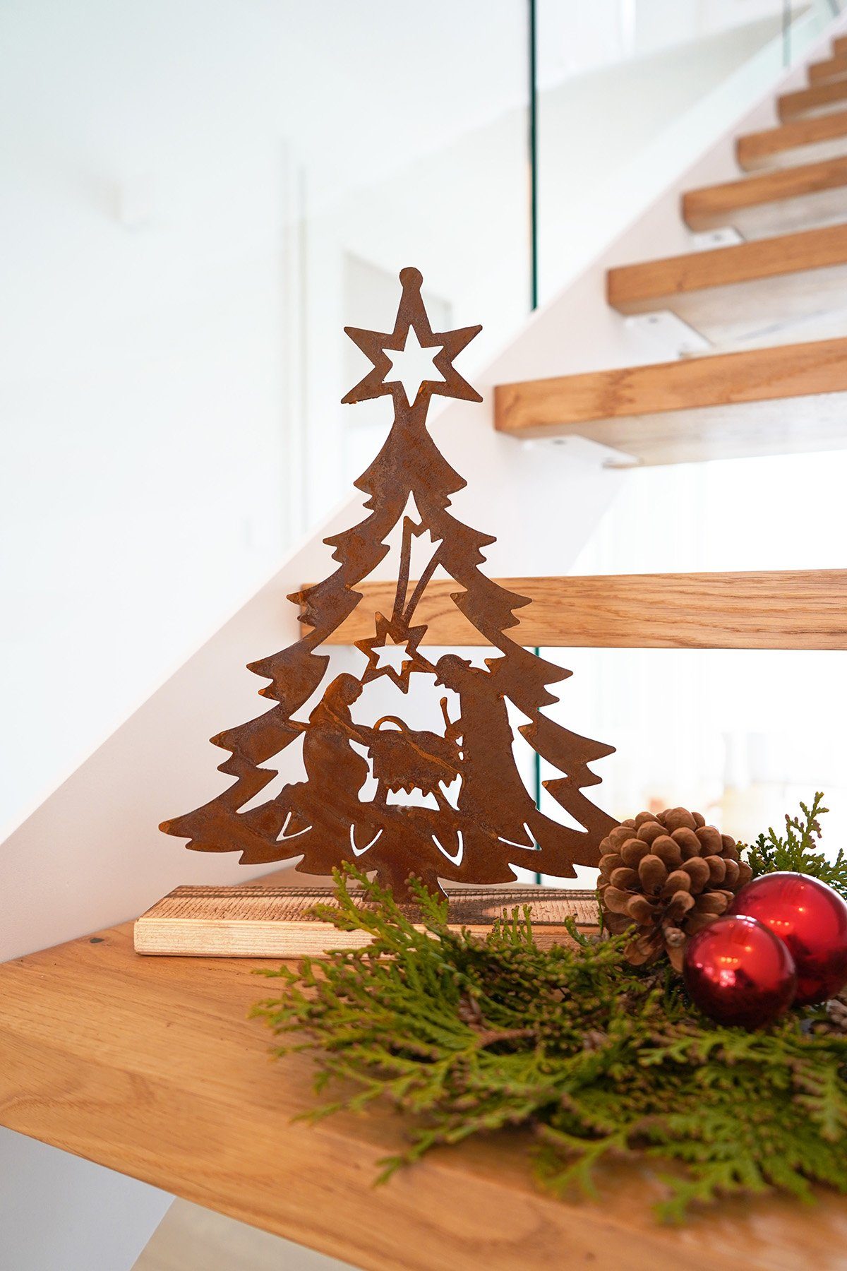 Weihnachtsfigur Holzsockel Baumkrippe auf BADEKO