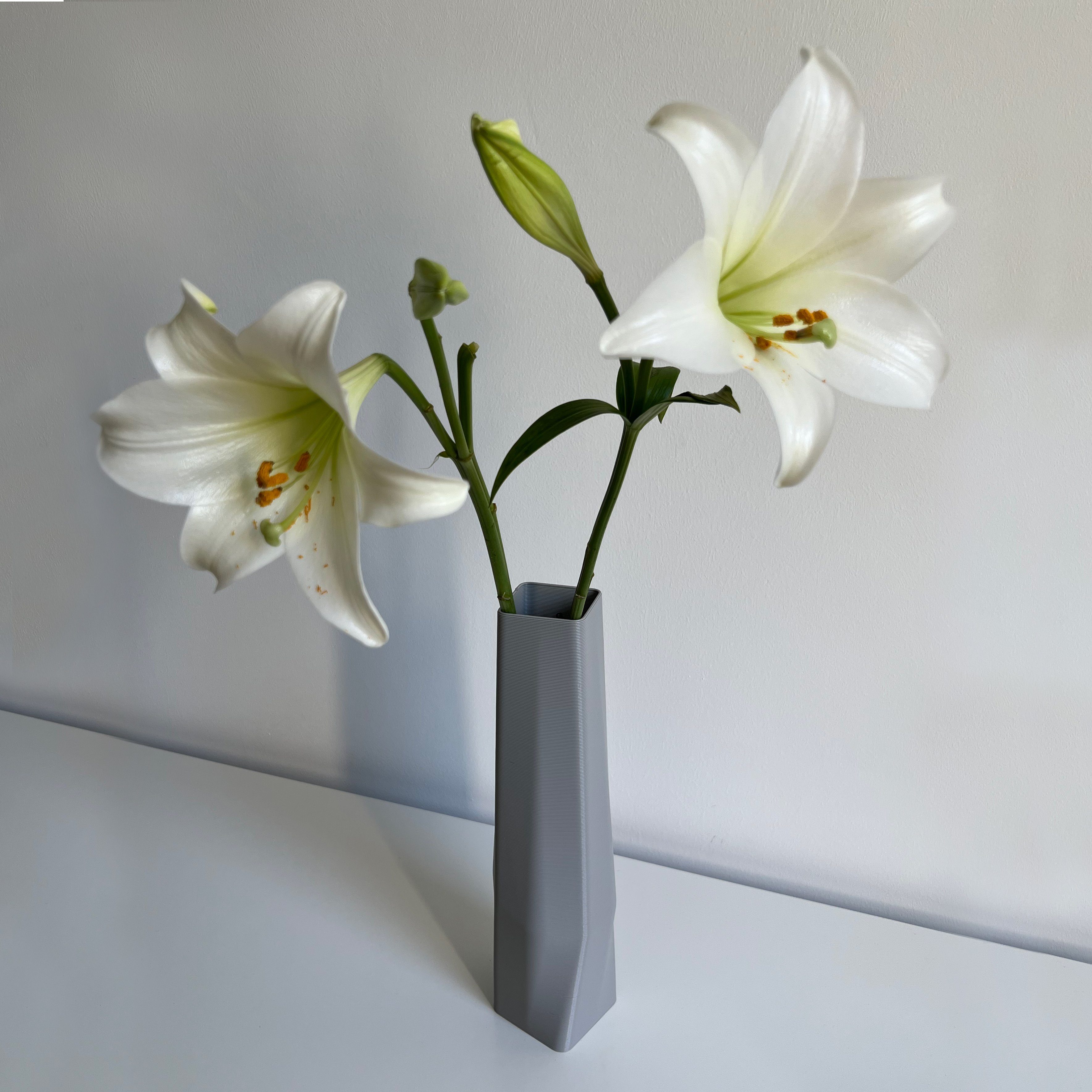 (Einzelmodell, 100% Decorations Struktur Vase), innerhalb vase viele - square 3D-Druck (Rillung) Leichte the des Wasserdicht; (basic), 1 3D Vasen, - Hellgrau Shapes Materials Dekovase Farben,