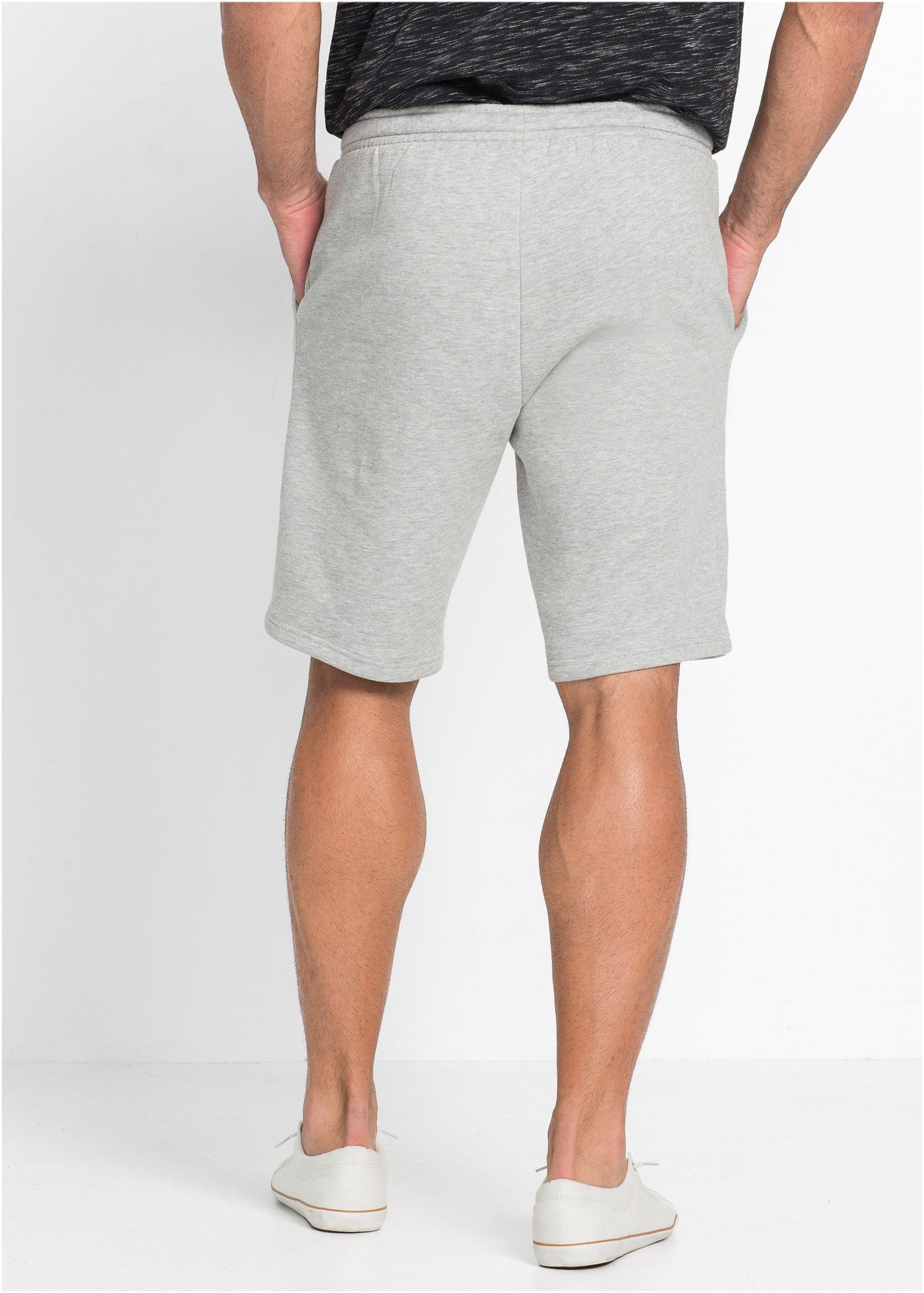 bonprix Sweatbermudas (1-tlg) elastischer Bund und seitlichen Einstecktaschen