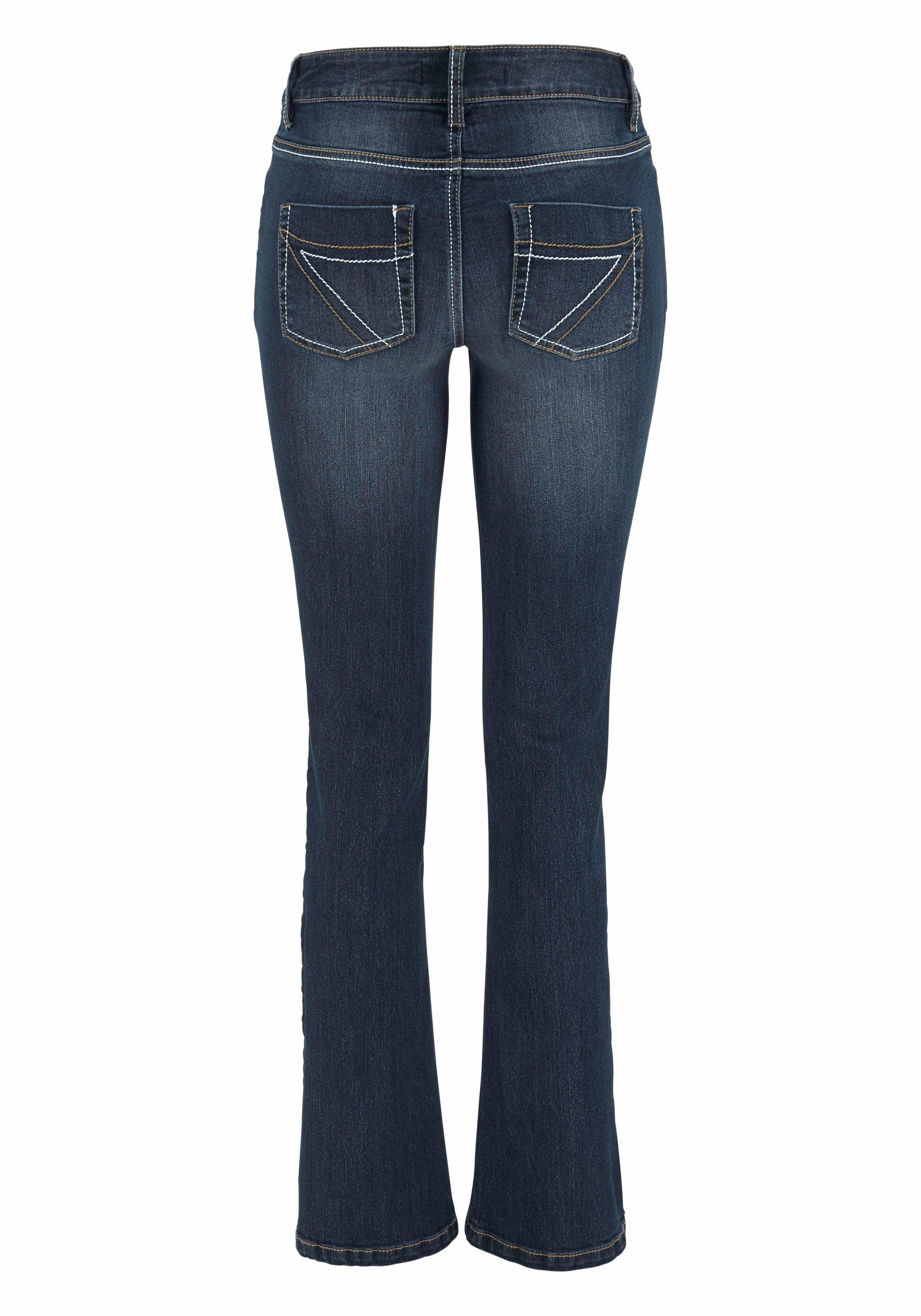 Arizona Bootcut-Jeans mit Kontrastnähten normale Leibhöhe, Bootcut, 5-Pocket-Style, dunkle Waschung