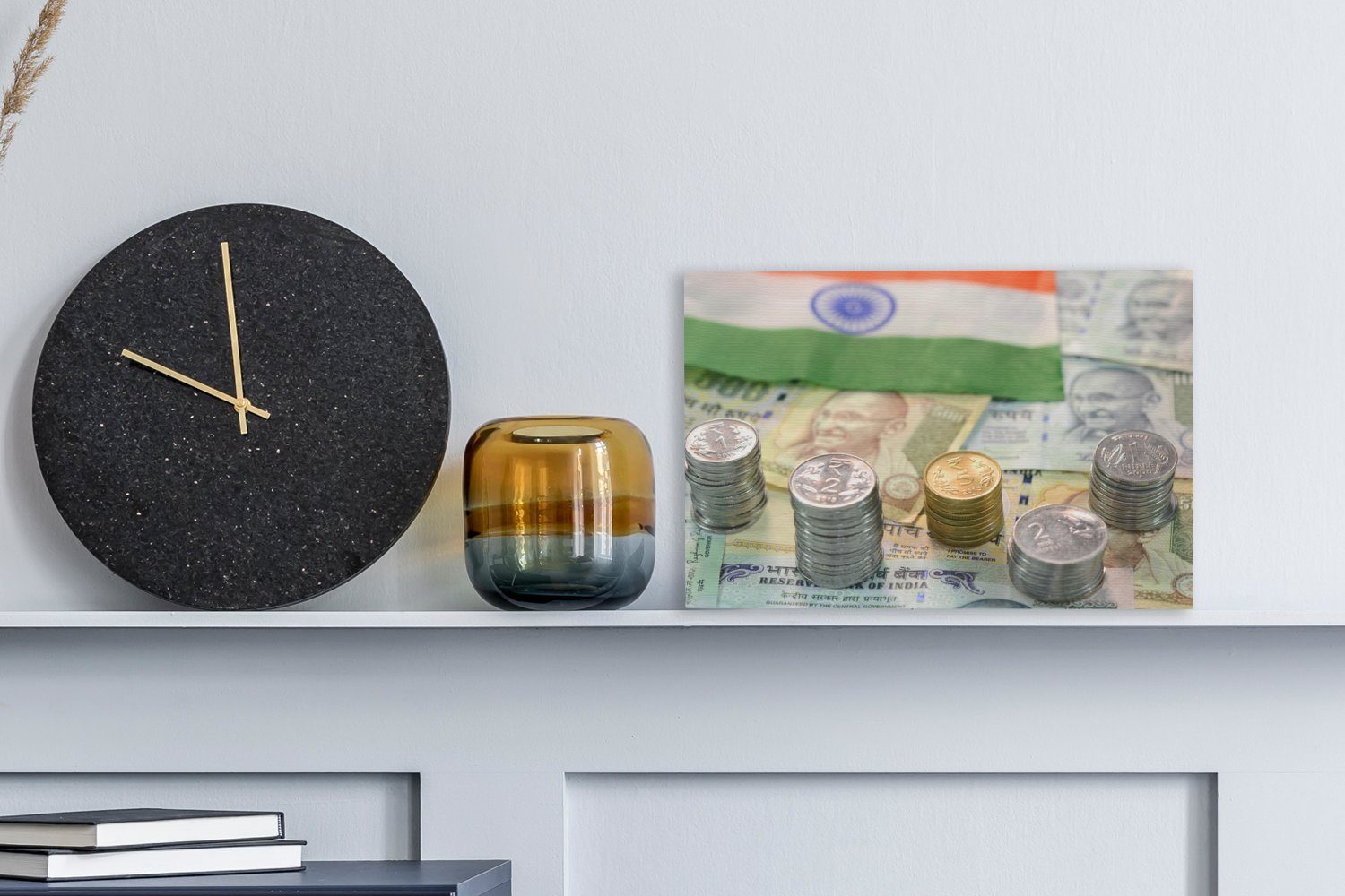 einem Wanddeko, St), (1 OneMillionCanvasses® Indiens auf Wandbild Geldscheine, Stapel Leinwandbilder, Die Leinwandbild 30x20 Flagge Aufhängefertig, cm
