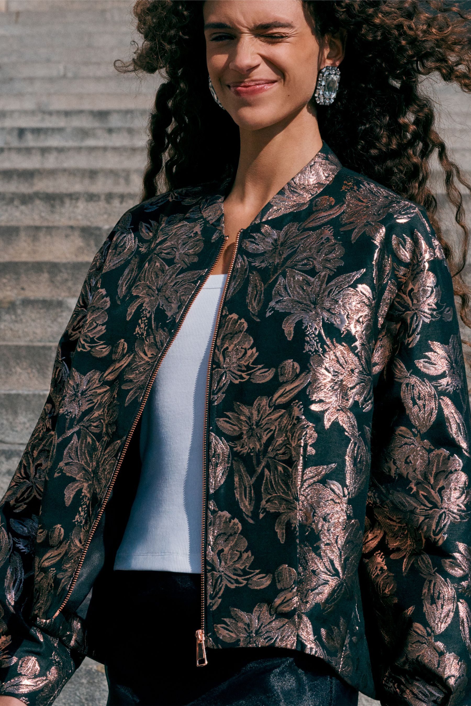 Next Bomberjacke Jacquard-Bomberjacke (1-St)