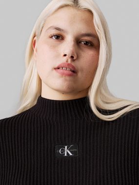 Calvin Klein Jeans Plus Stehkragenpullover PLUS WOVEN LABEL LOOSE SWEATER in Großen Größen und mit Logopatch