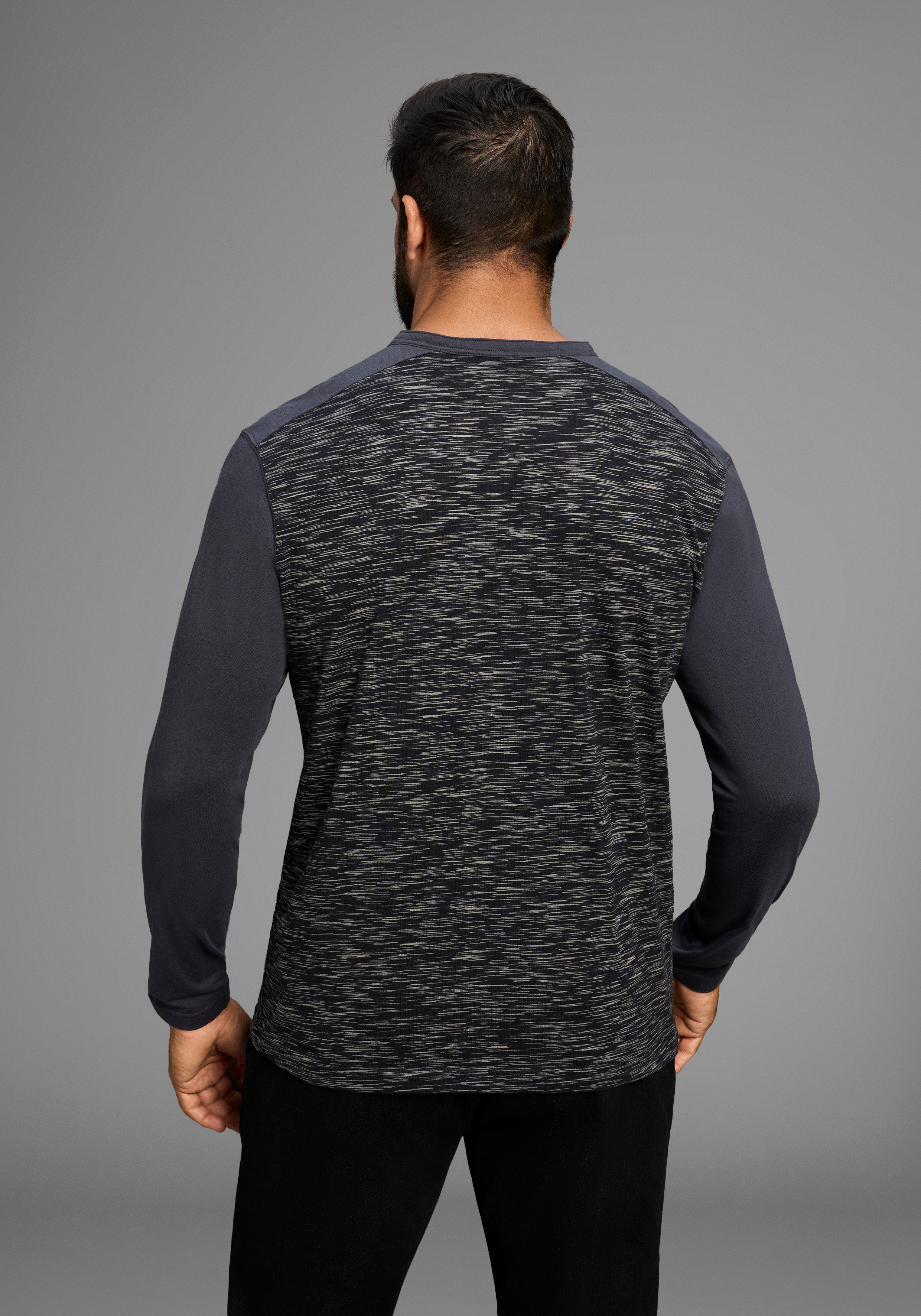 Arizona Longsleeve Langarm, melierte Optik, Rundhalsausschnitt mit Knopflei günstig online kaufen