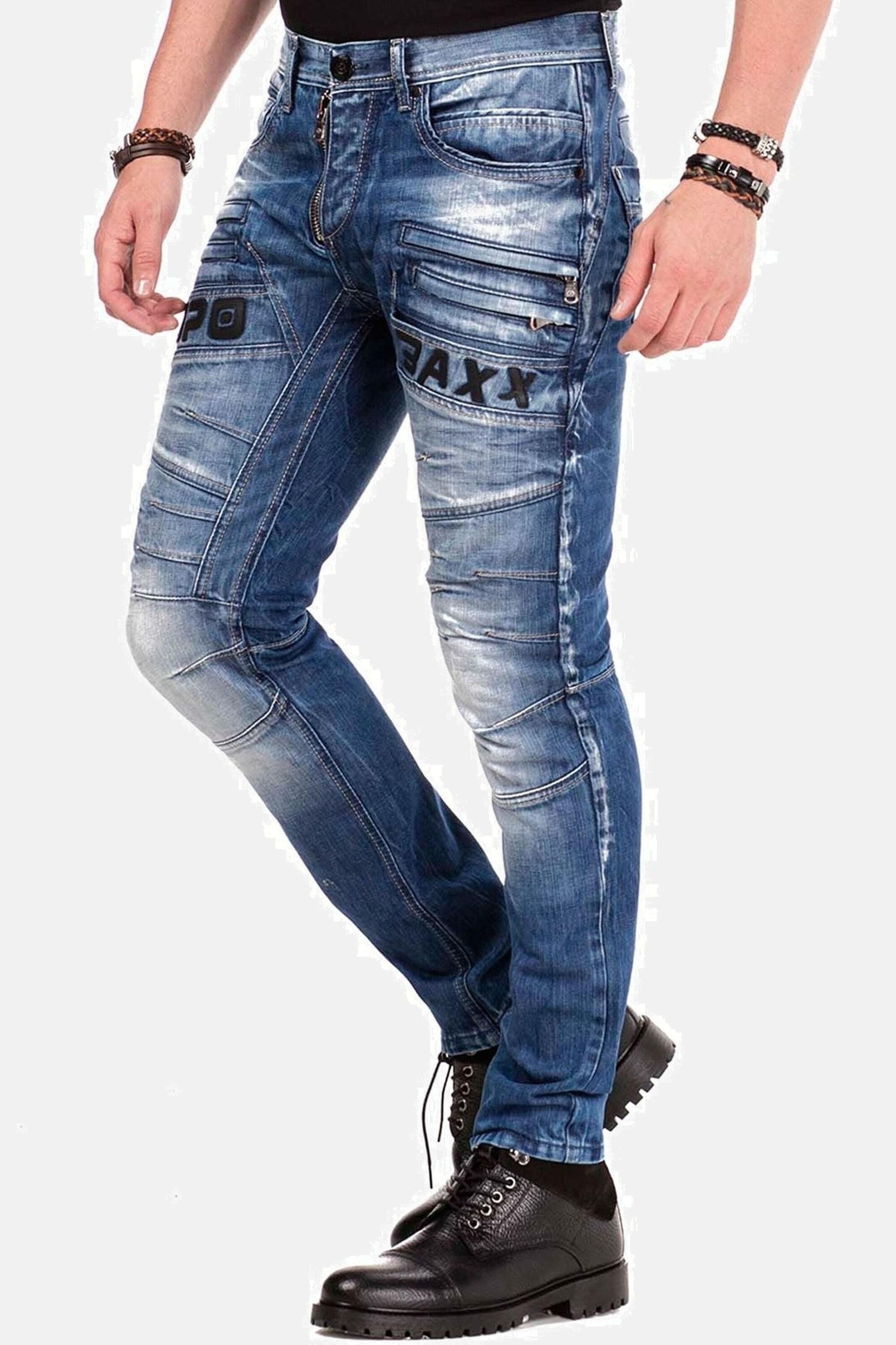 Cipo & Baxx Slim-fit-Jeans Jeans mit dekorativer Reißverschluss, CD-491