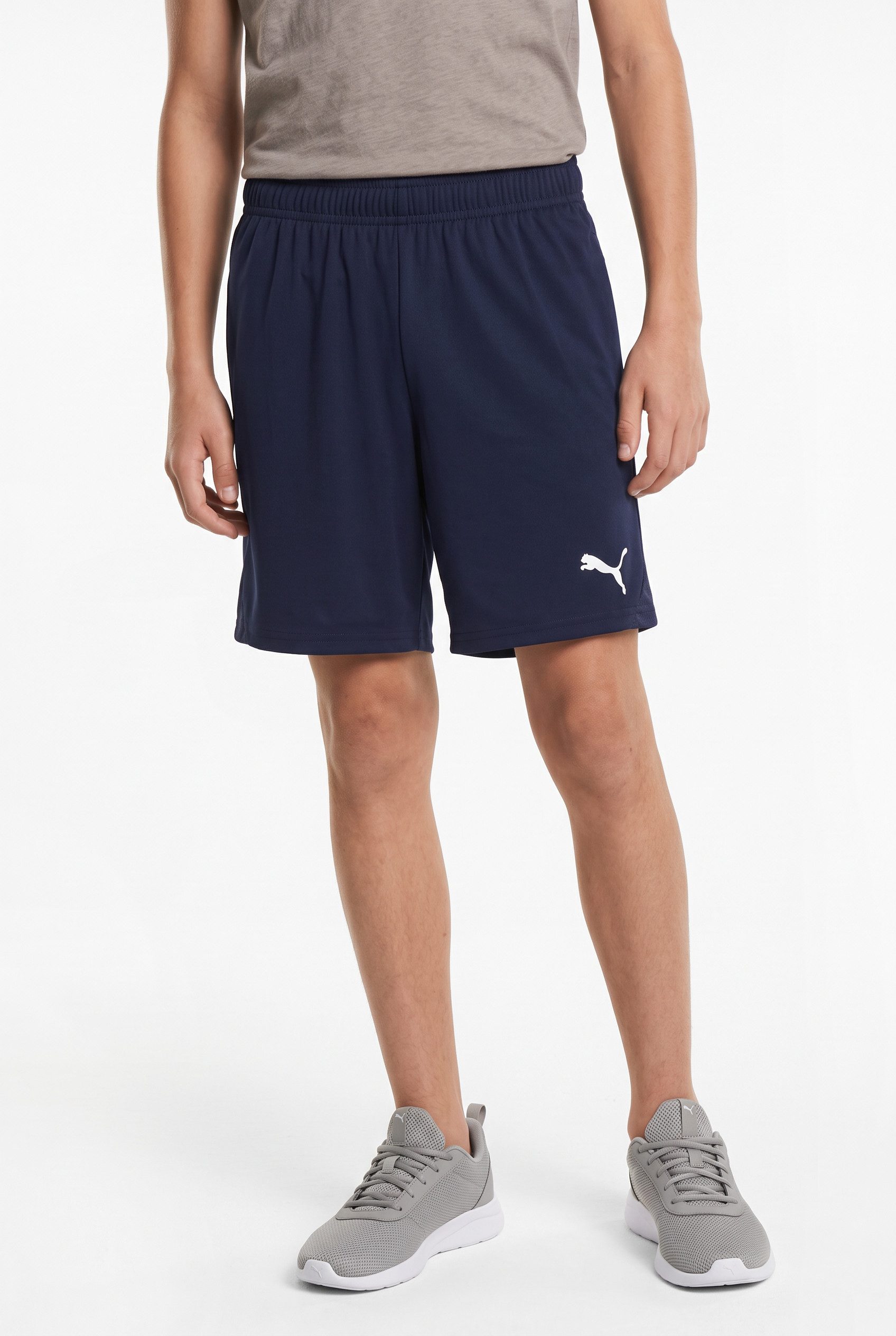 PUMA Trainingsshorts TEAMGOAL SHORTS JR aus leichtem Interlock-Material, kniefrei, sportlicher Stil