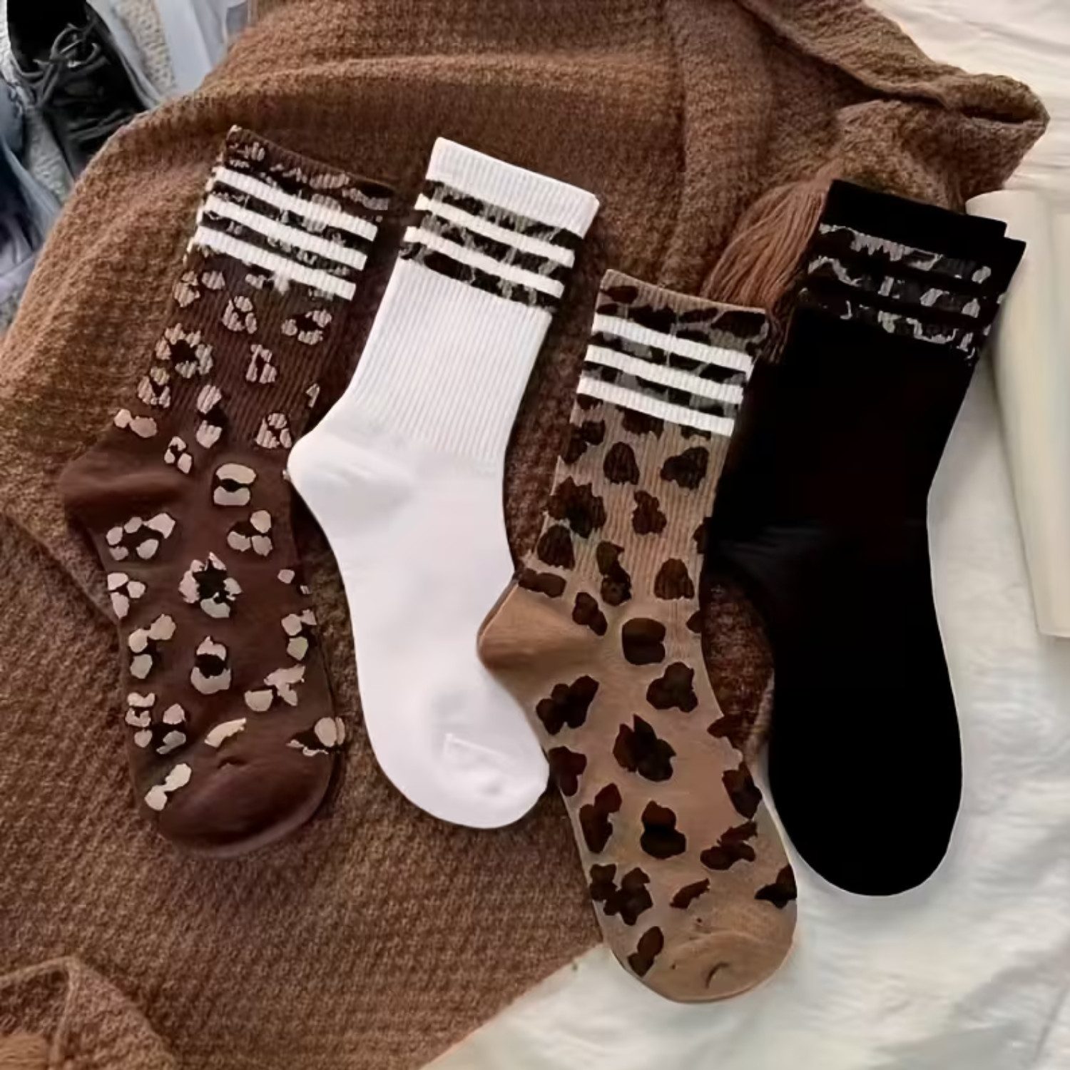 Freizeitsocken Damen Socken Leo Muster 4 Paar – Retro Sneaker Socken