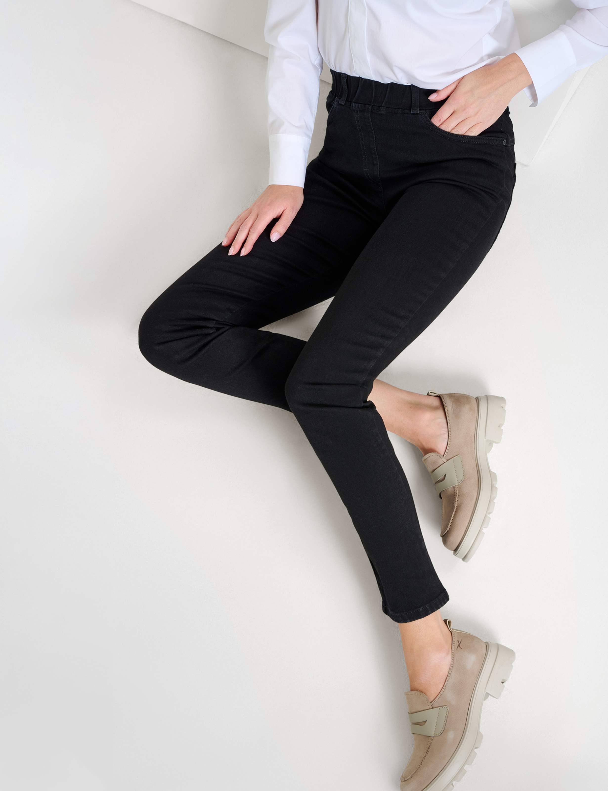 RAPHAELA by BRAX Bequeme Jeans Style LAVINA JOY Denim: Schlupfhose im Super Slim Fit – Bild 4 von 5