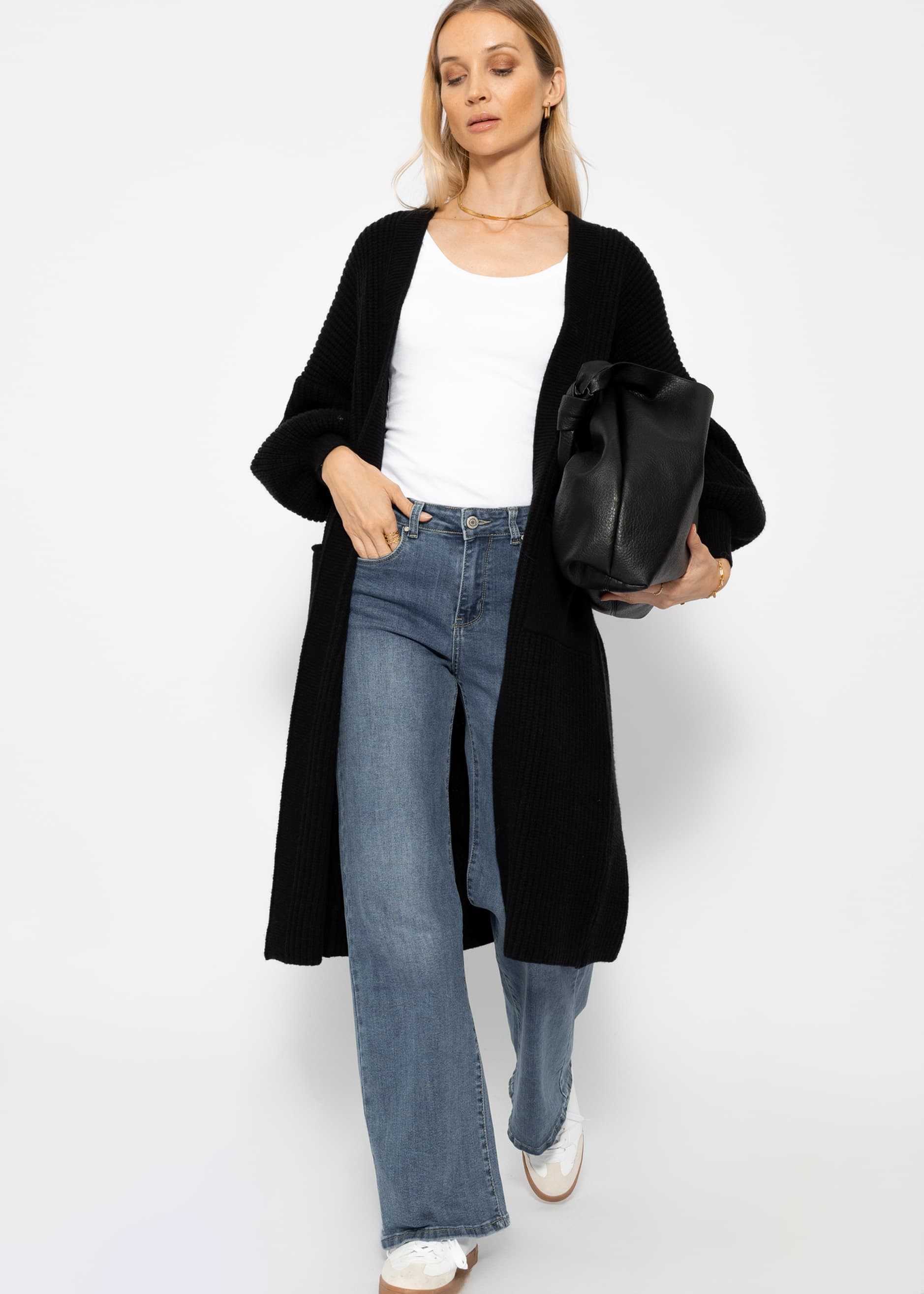 SASSYCLASSY Cardigan Oversize Strickjacke Damen lang mit Taschen Winter Maxi Cardigan aus Grobstrick Elegant Schwarz Beige Grau Khaki