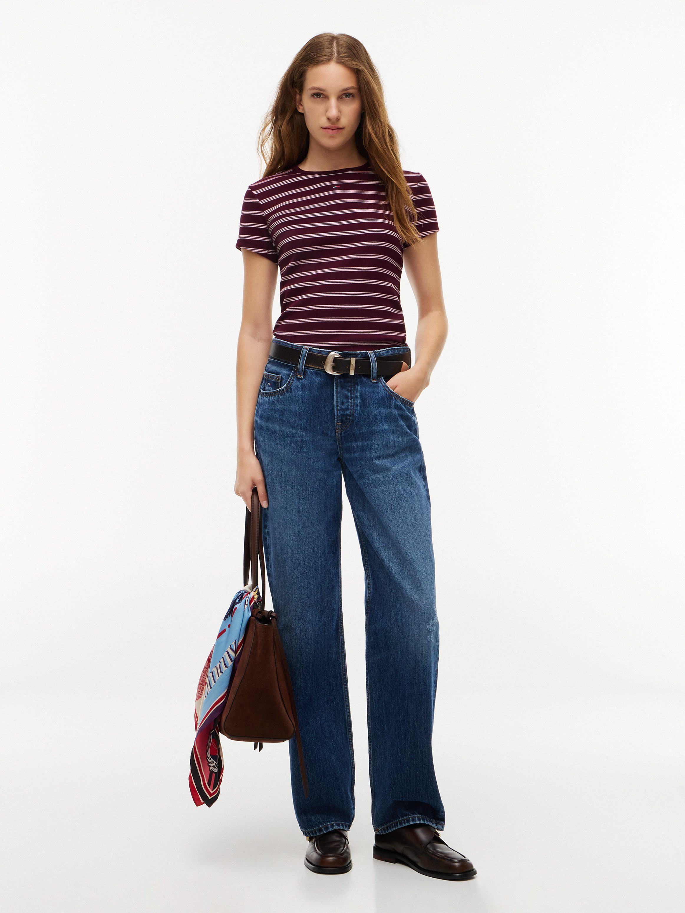Tommy Jeans Kurzarmshirt TJW SLIM ESSENTIAL RIB SS EXT mit gerippter Struktur – Bild 4 von 5