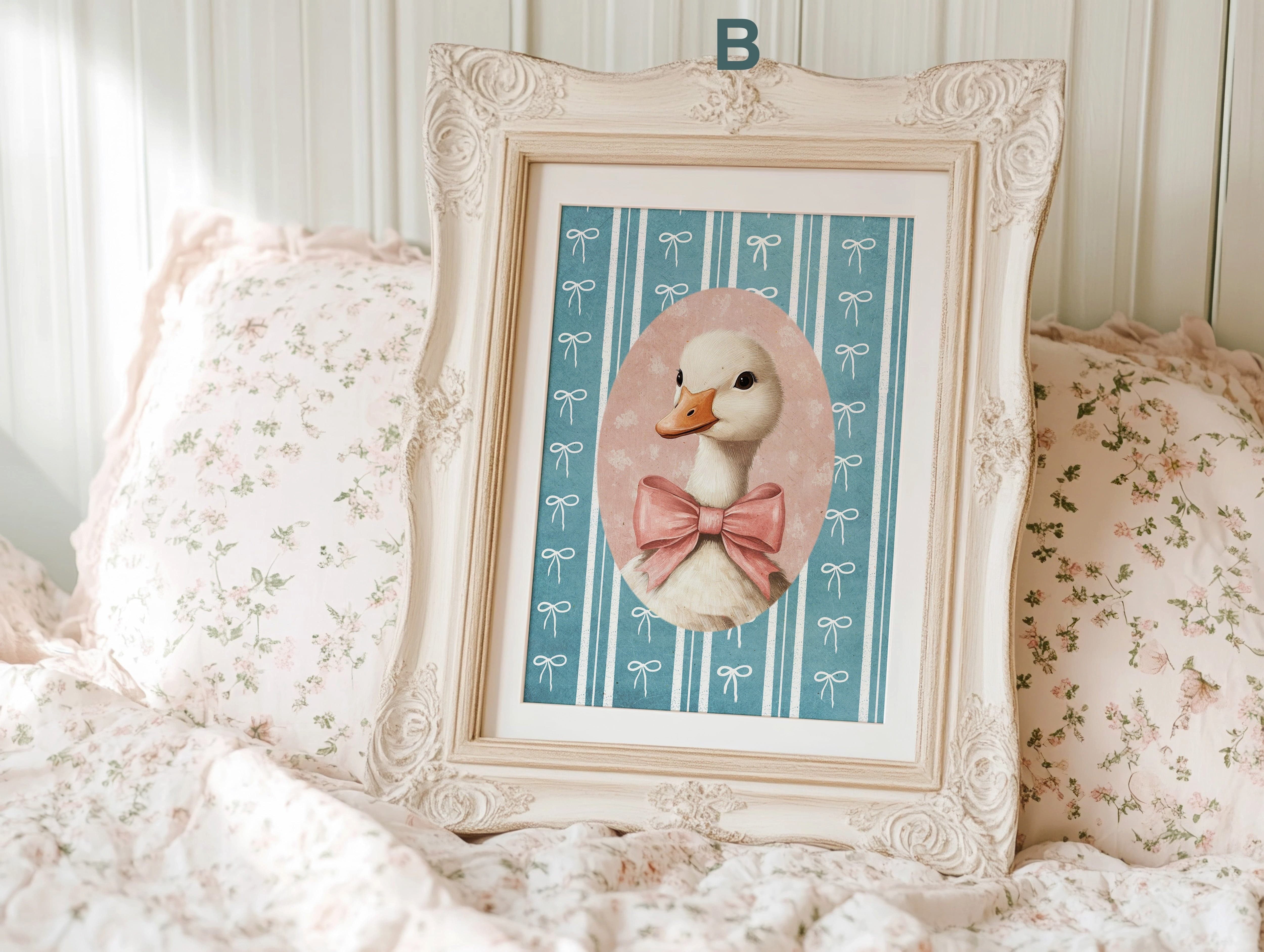 JUSTGOODMOOD Poster Kinderzimmer Gänse mit Schleife Geschenkidee für Kinder Rosa Blau Baue, B (1 St)