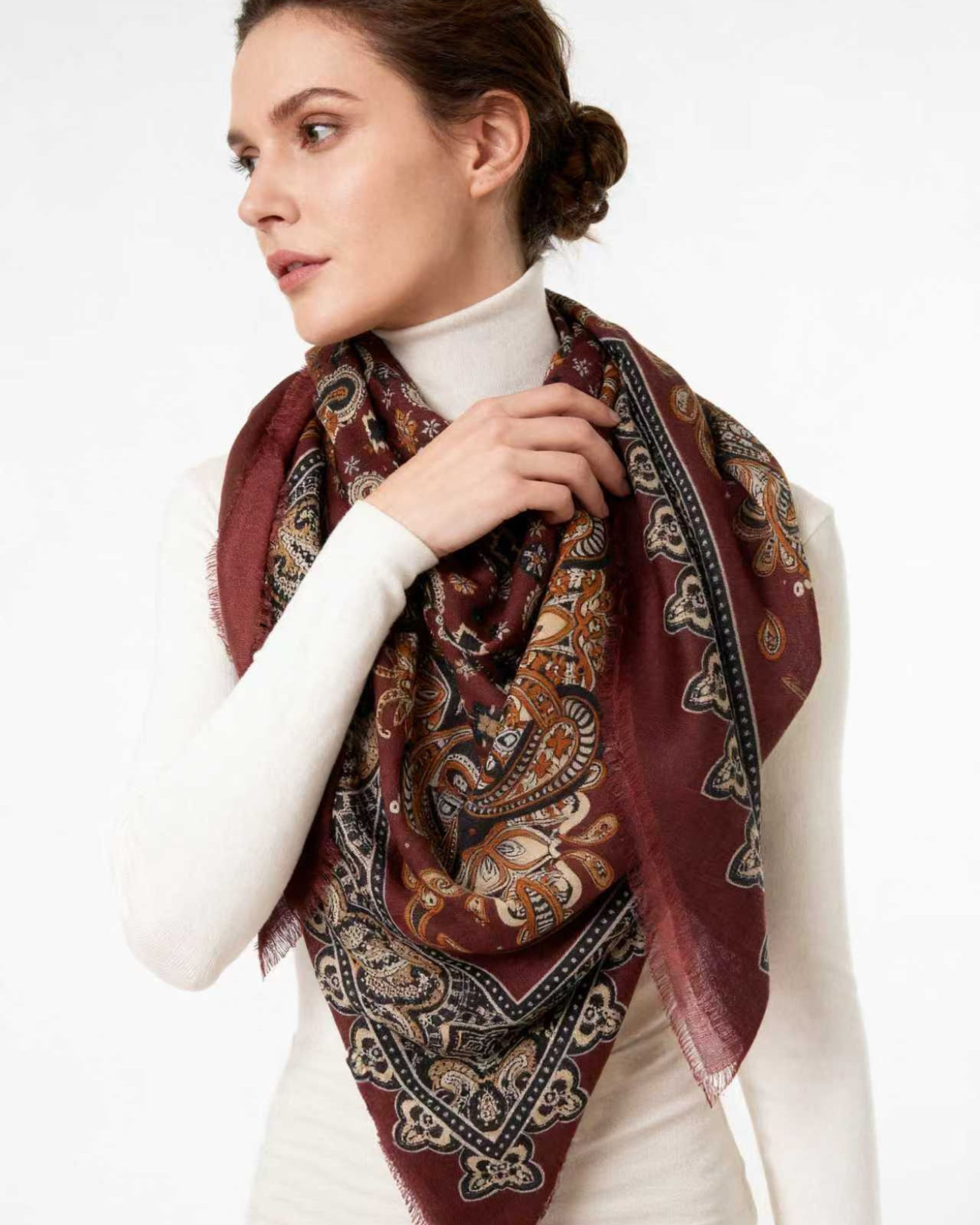 MayTree Modeschal Großes Modetuch Cashmere Feeling 130x130cm Paisley, (Stück, 1-St)