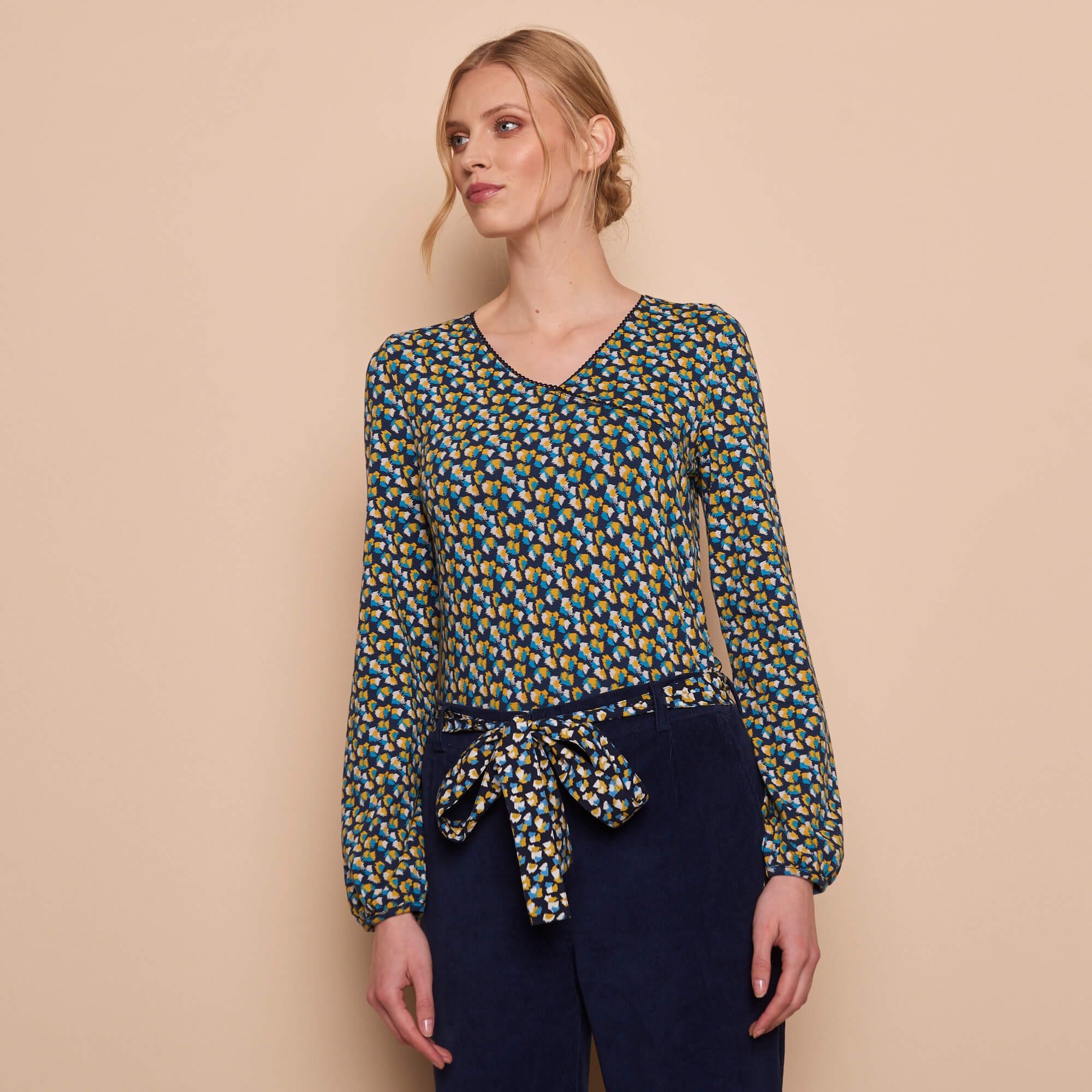 Tranquillo Top & Langarmshirt Langarmshirt Baumwolle Bunt Print Muster Alternativ XS schmale Passform