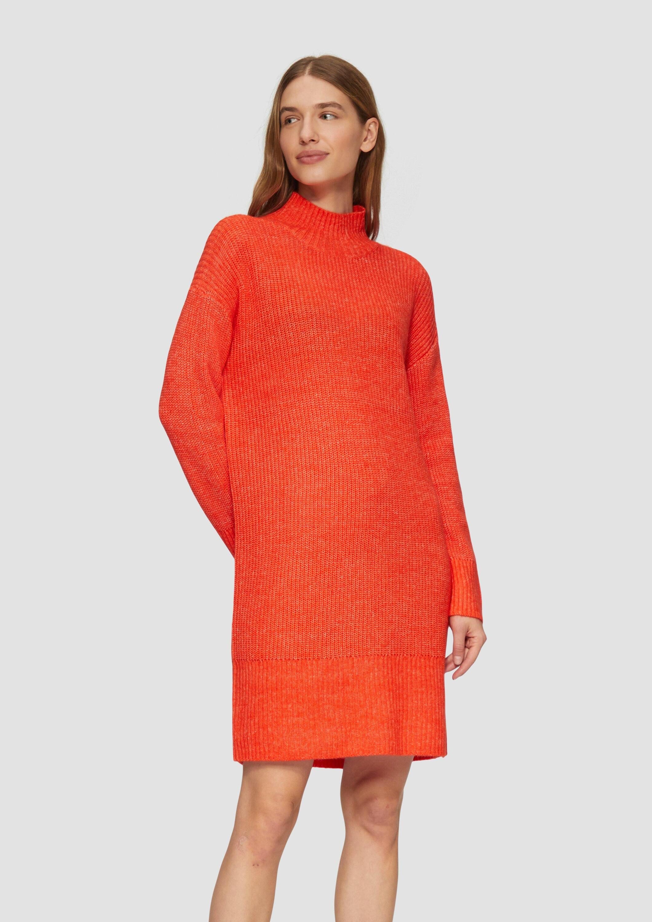 s.Oliver Minikleid Kleid Strickkleid mit Stehkragen und überschnittenen Schultern