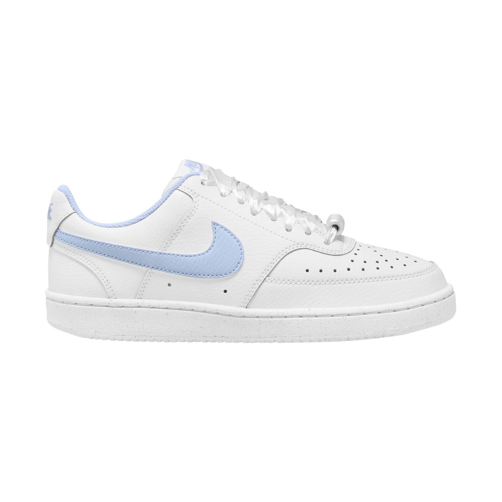 Nike Sportswear W COURT VISION LOW LE Sneaker inspiriert vom Design des Nike Air Force