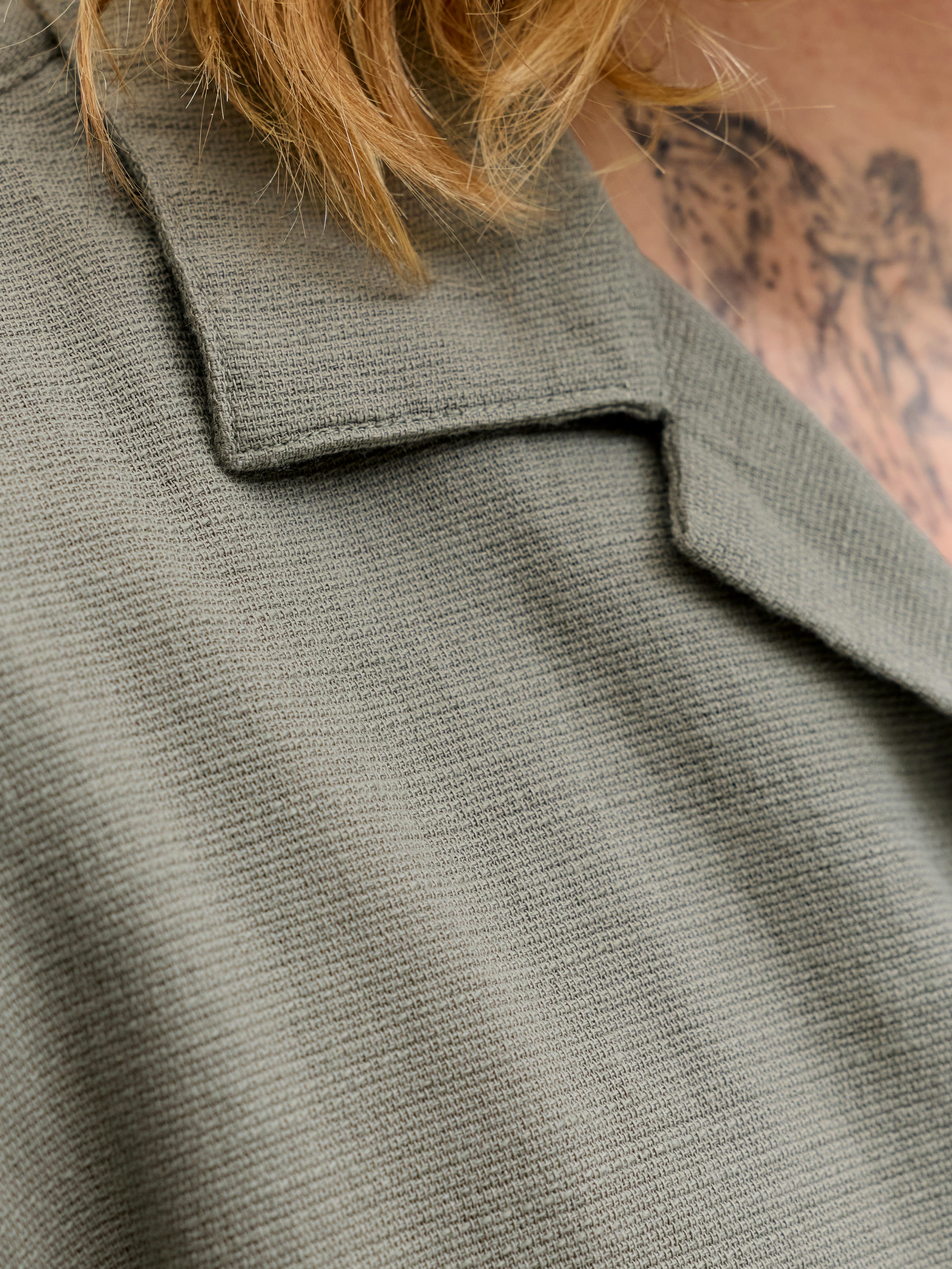 Jack & Jones Kurzarmhemd JJELIAM RESORT SHIRT SS SN Baumwolle, loose fit
