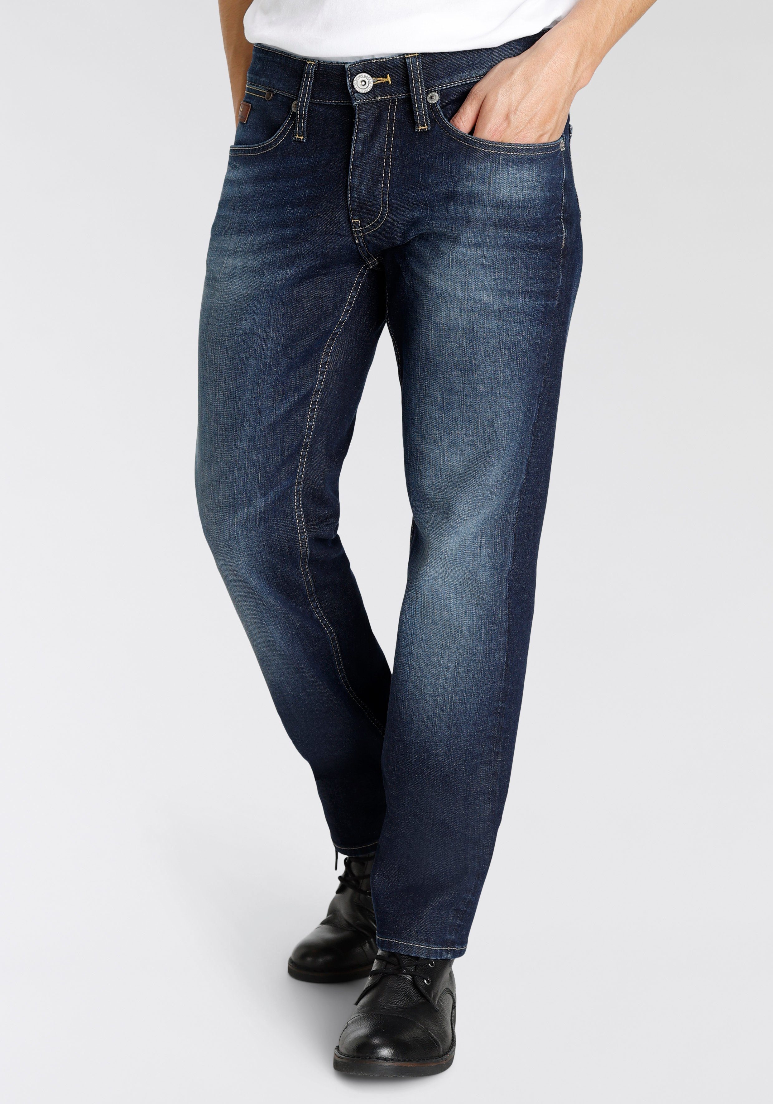 Bruno Banani 5-Pocket-Jeans Mit Lederbadges