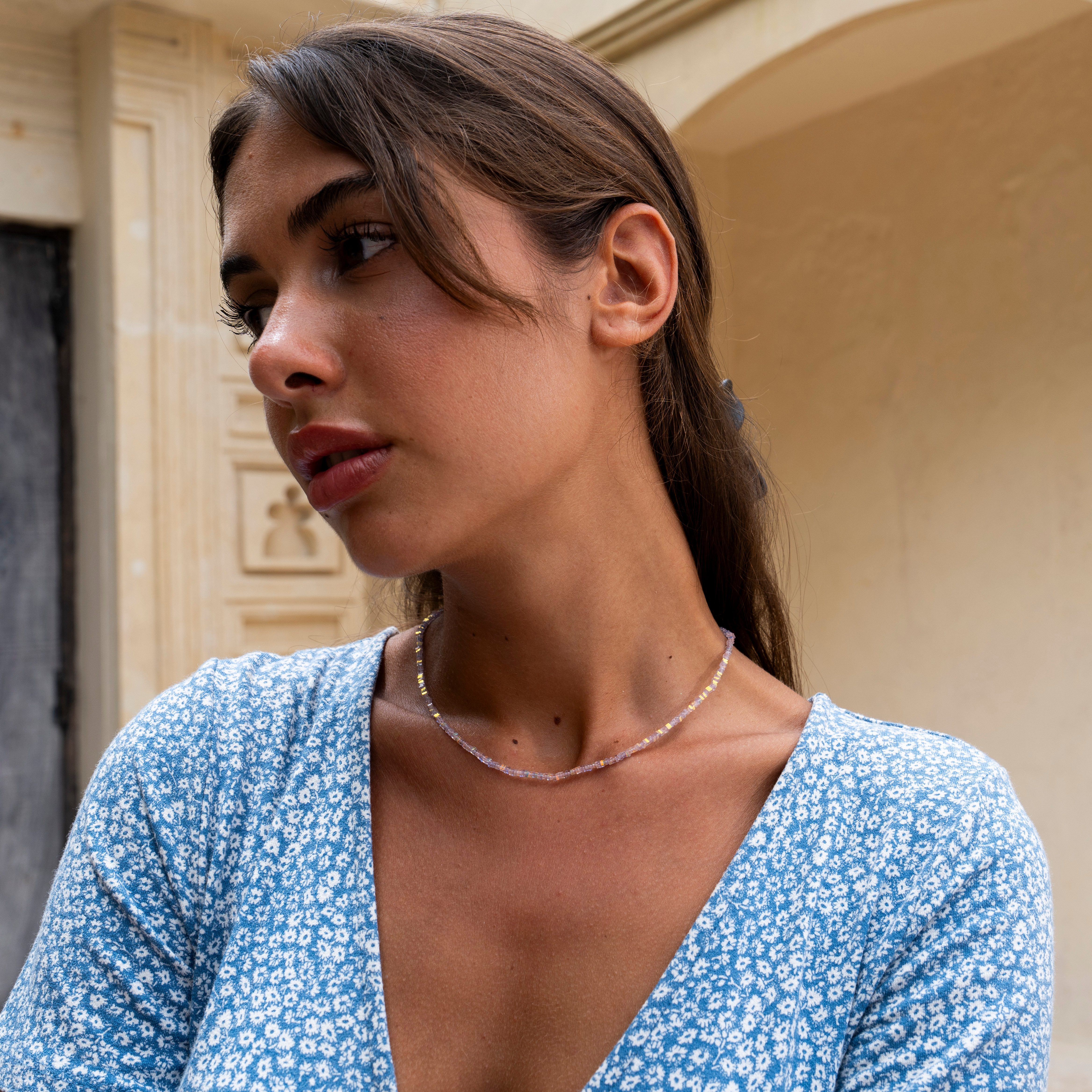 Made by Nami Perlenkette Damen Halskette bunt mit Perlen verstellbar Wasserfester Schmuck, aus Perlen – farbenfroh – mit Verlängerung – sommerlich – Bild 4 von 5