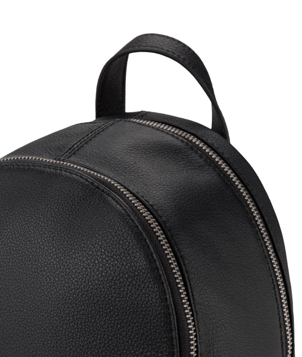 Liebeskind Berlin Cityrucksack Alita20, Portmonnaie,Geldbeutel, zertfiziert nach LWG, Wallet