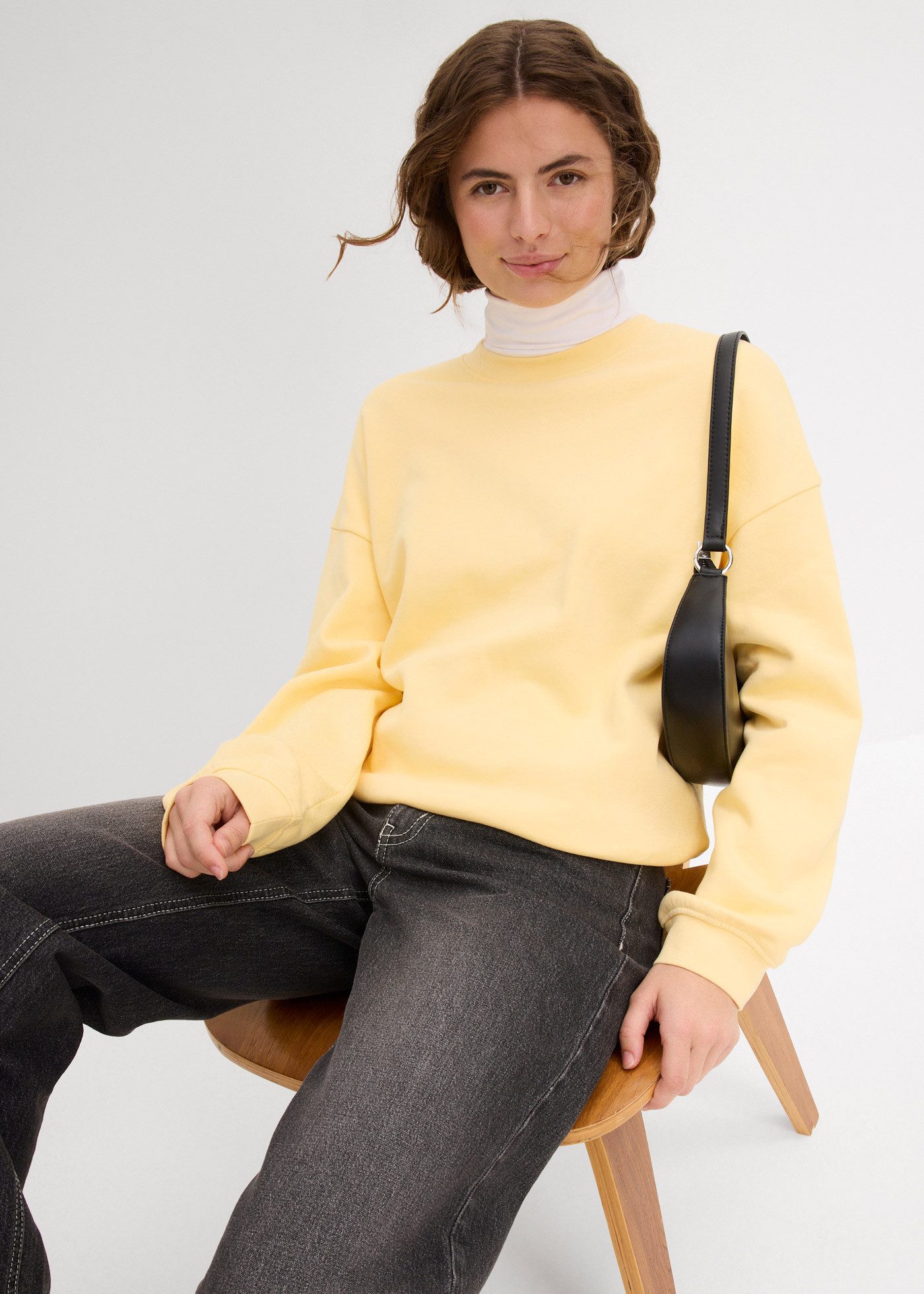 bonprix Sweatshirt Oversize-Passform, aus reiner Baumwolle, elastische Bündchen