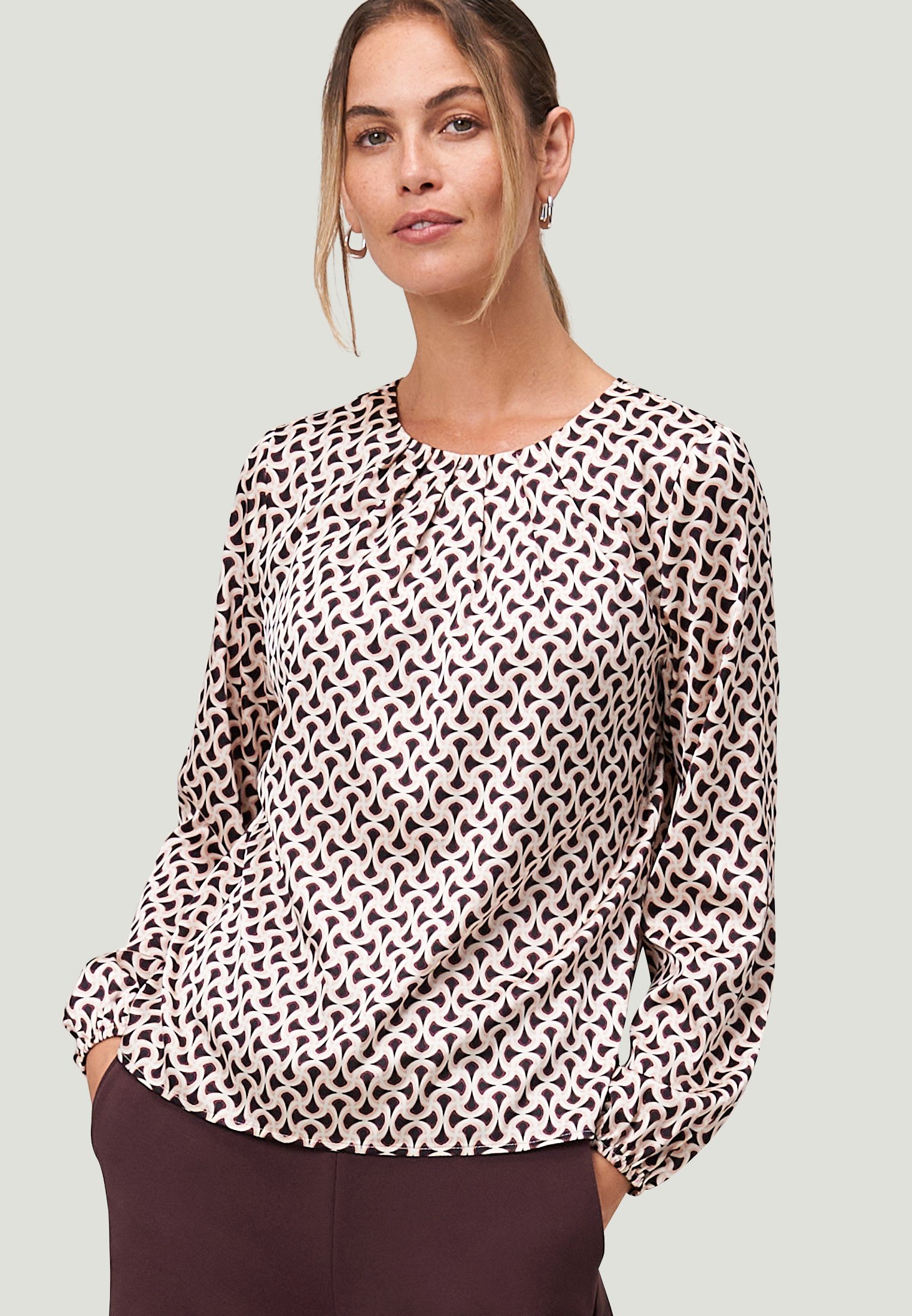 zero Clothing GmbH & Co KG günstig online kaufen