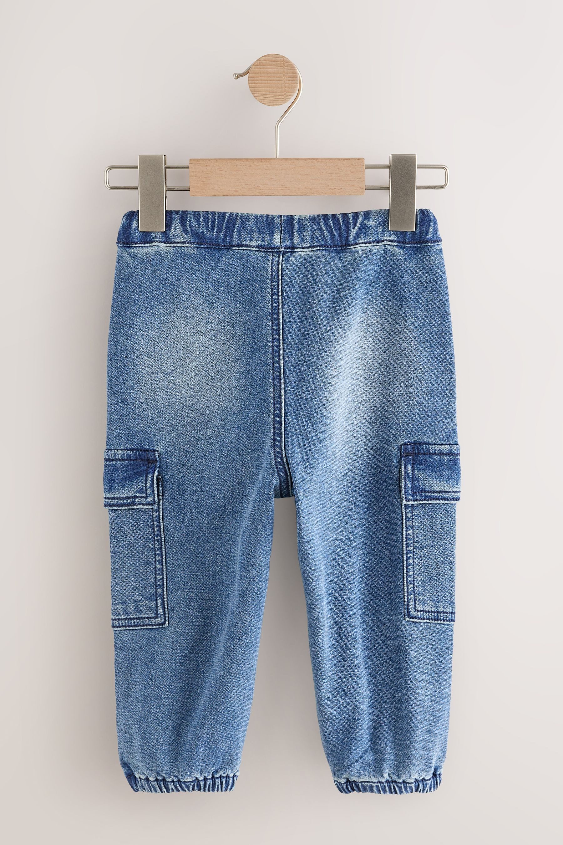 Next Comfort-fit-Jeans Cargojeans mit weitem Bein (1-tlg) – Bild 2 von 5