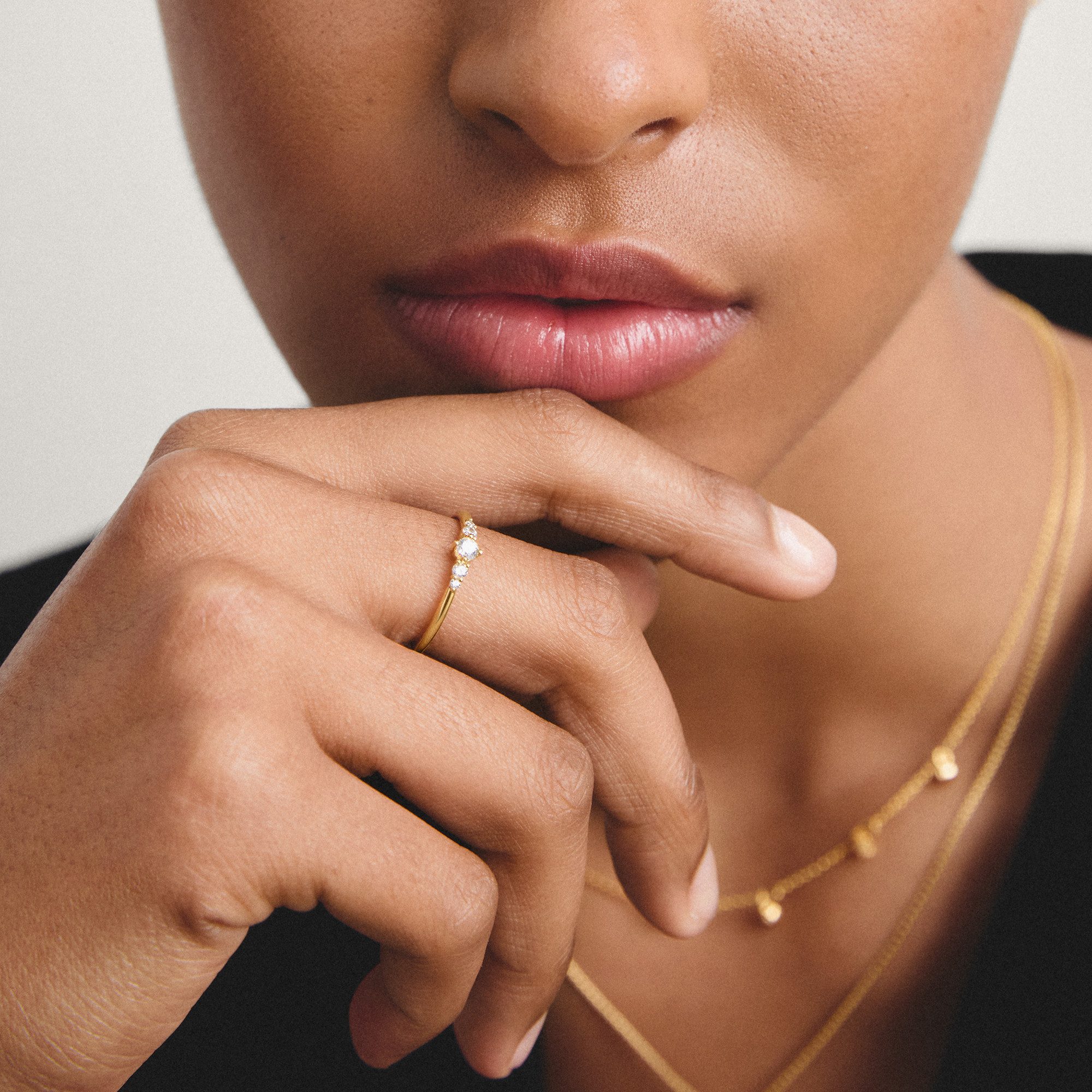 THOMAS SABO Fingerring Ring mit Zirkoniasteinen gelbgoldfarben, mit Zirkonia (synth)
