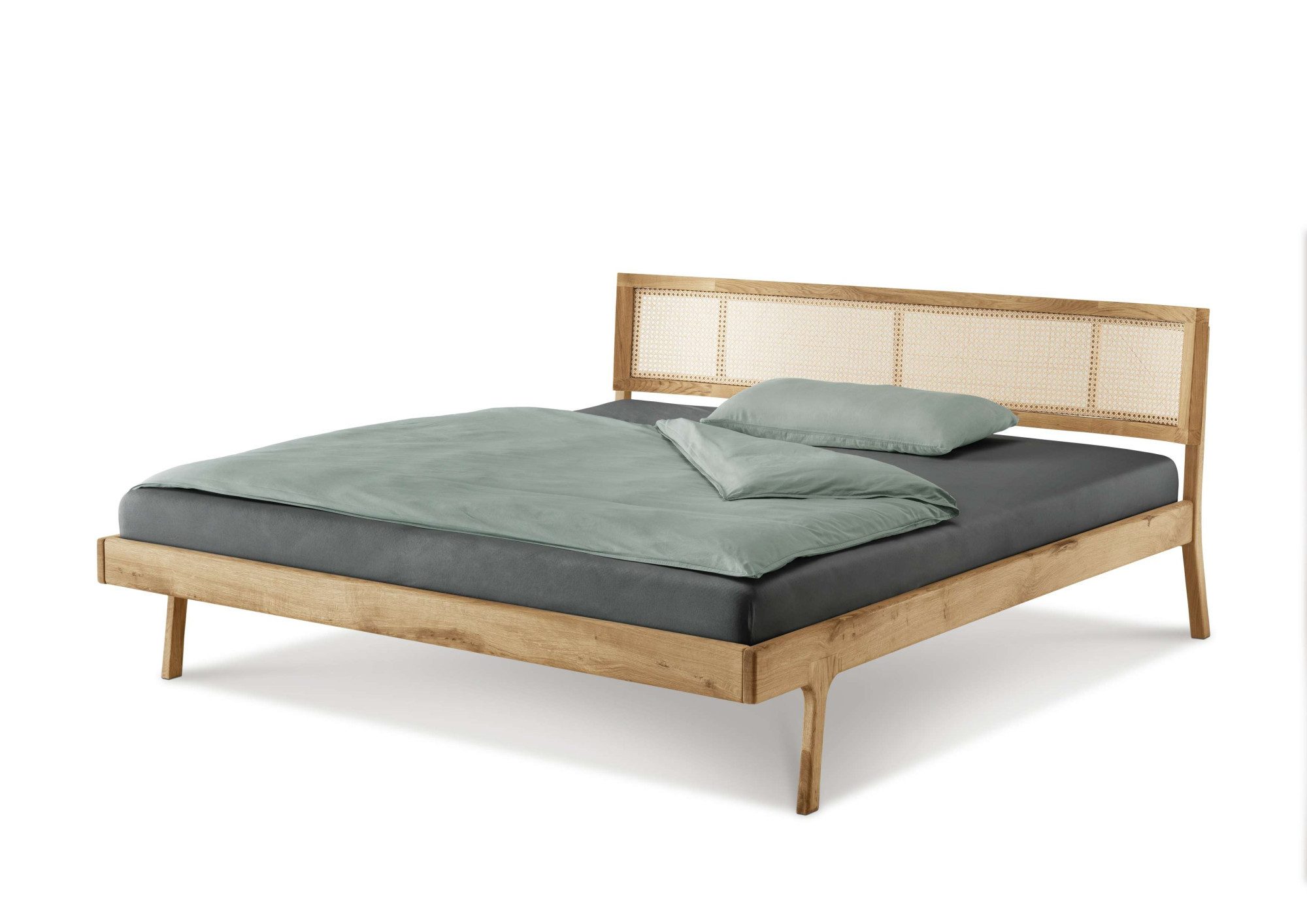 andas Bett Hällevik Doppelbett, Massivholzbett, OTTOs Choice, hyggeliger Stil, massive FSC®-zertifizierte Eiche geölt, Kopfteil mit Wiener Geflecht