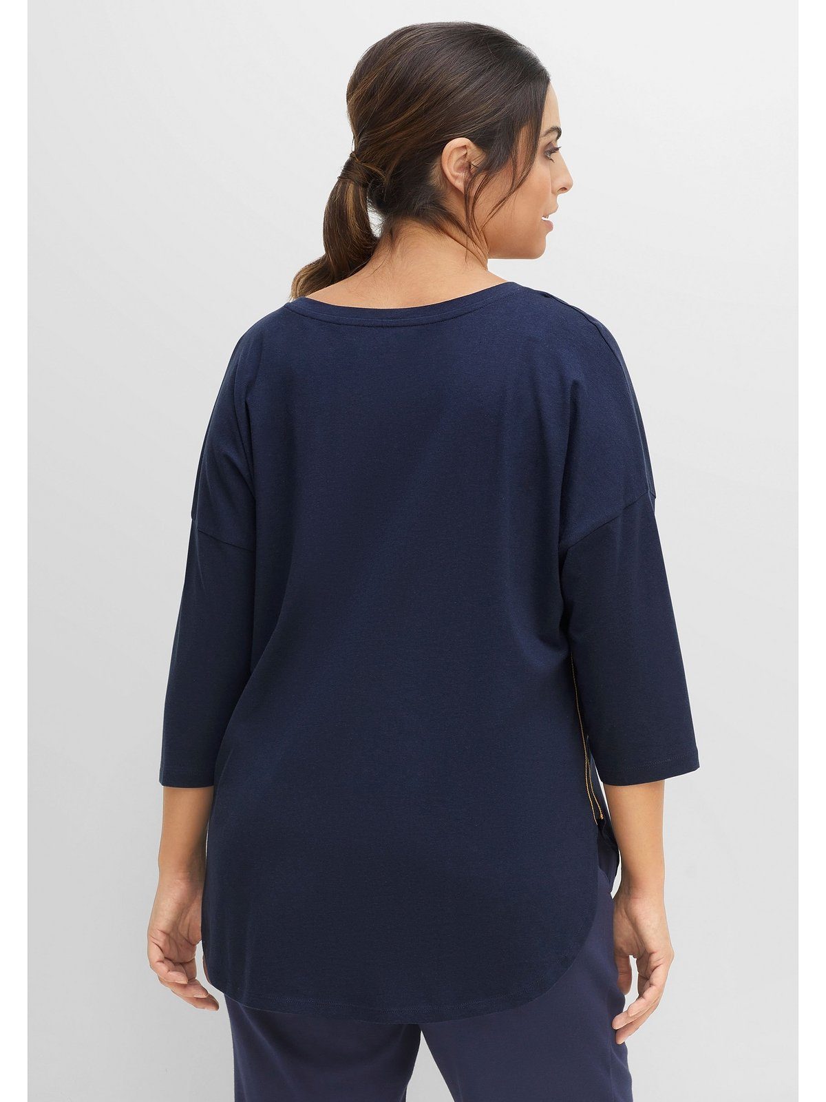 Sheego 3/4-Arm-Shirt Große Größen aus Baumwoll-Modal-Mix, längere Form hinten