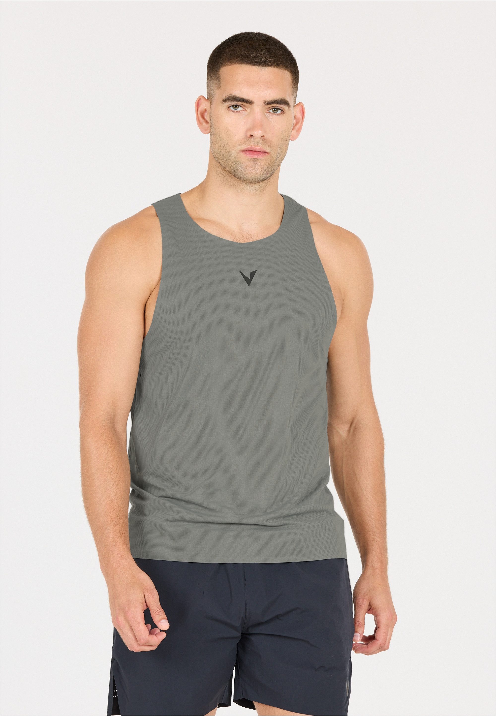 Virtus Funktionsshirt Ayaan aus atmungsaktivem Material