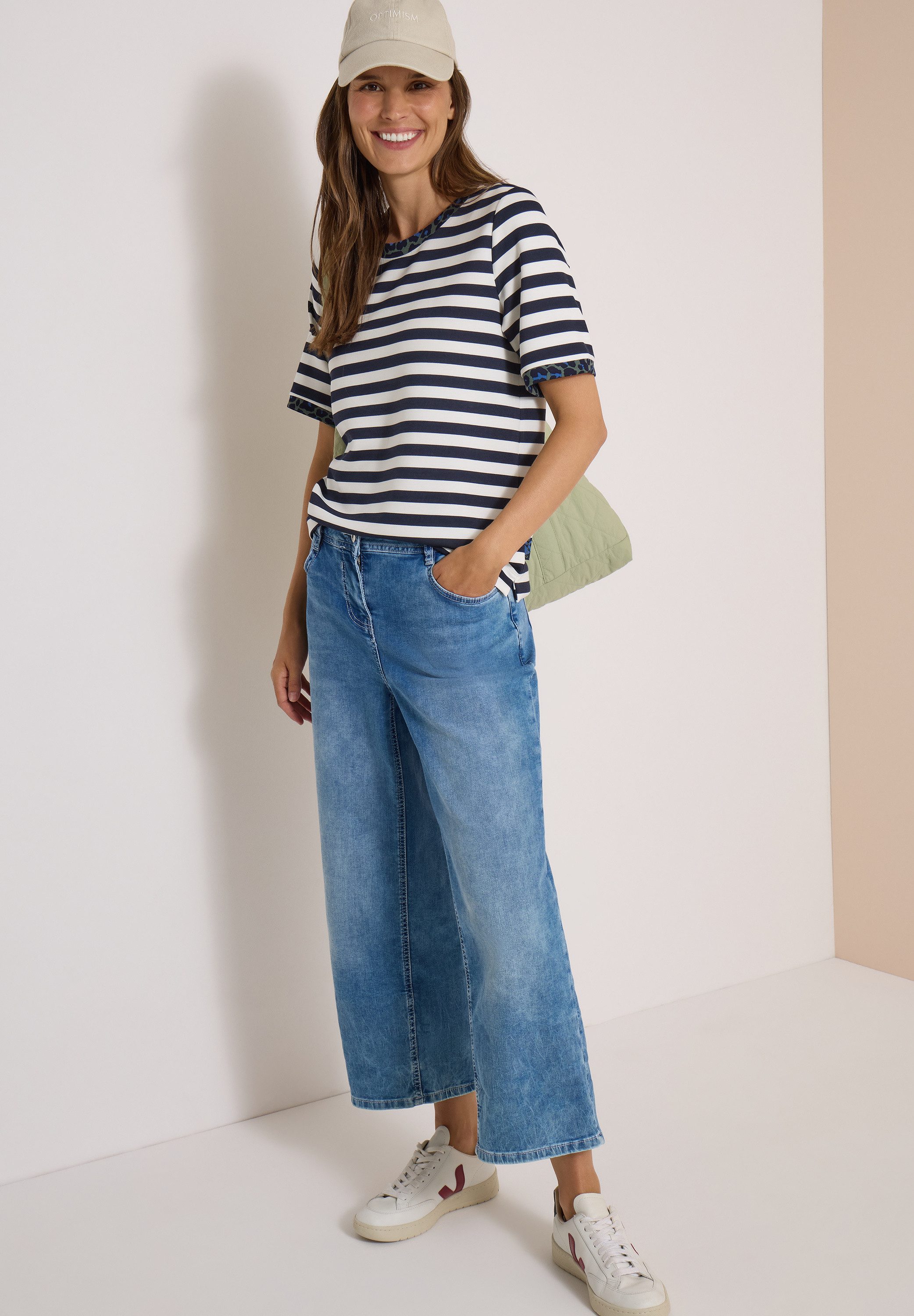 CECIL T-Shirt mit Animal-Print Details, Softer Viskosemix, Rundhals – Bild 3 von 5