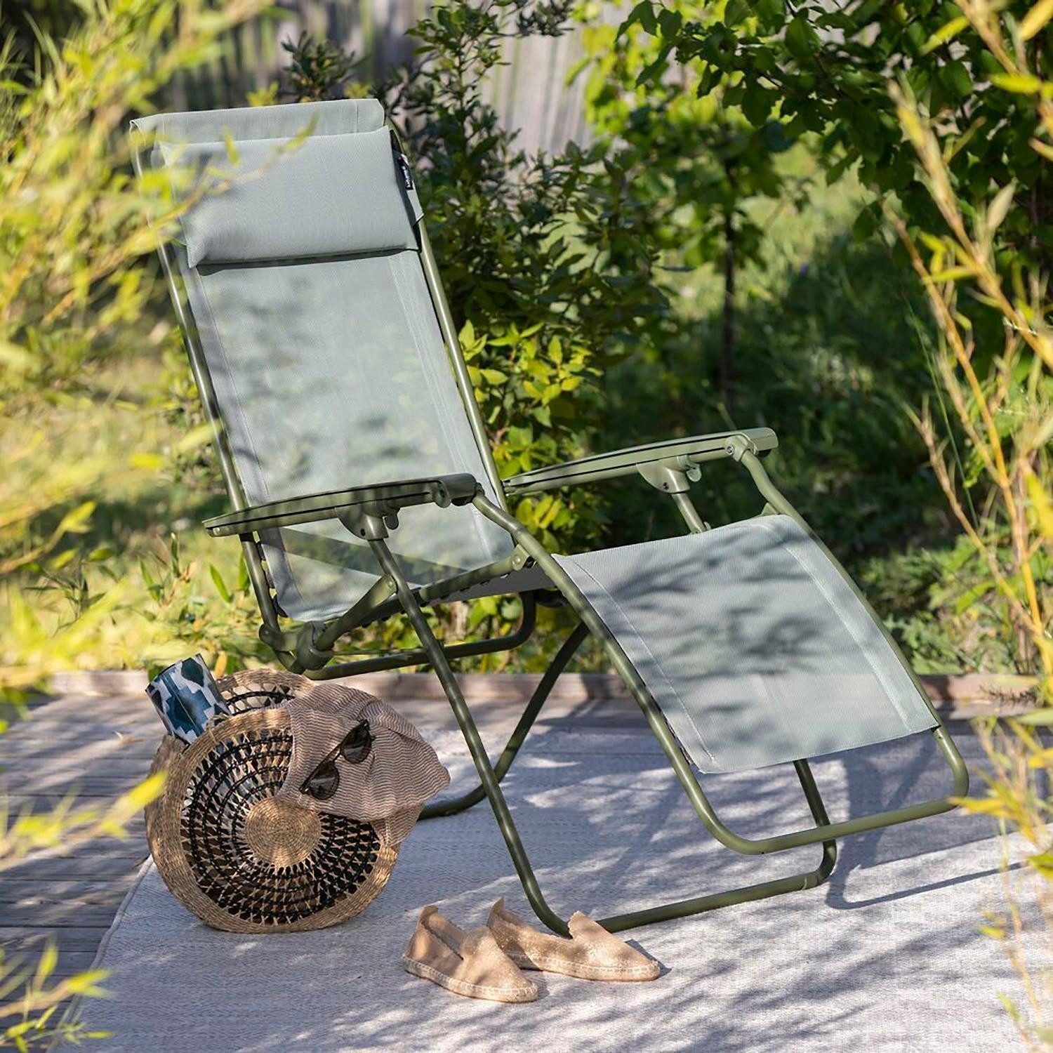 Lafuma Gartenliege R CLIP NATURA COLORBLOCK, Moosgrün, Stahlgestell, Batyline Iso, Kopfstütze, Verstellbar, B 67 x H 114 x T 88 cm