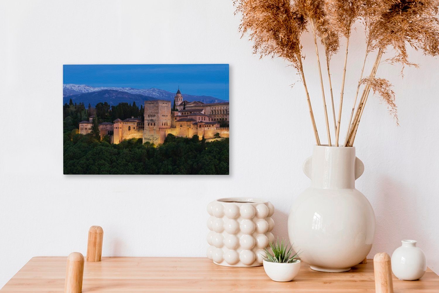 Alhambra Aufhängefertig, OneMillionCanvasses® in Leinwandbilder, 30x20 Wandbild (1 St), Wanddeko, in Beleuchtete der cm Leinwandbild Gebäude Spanien,