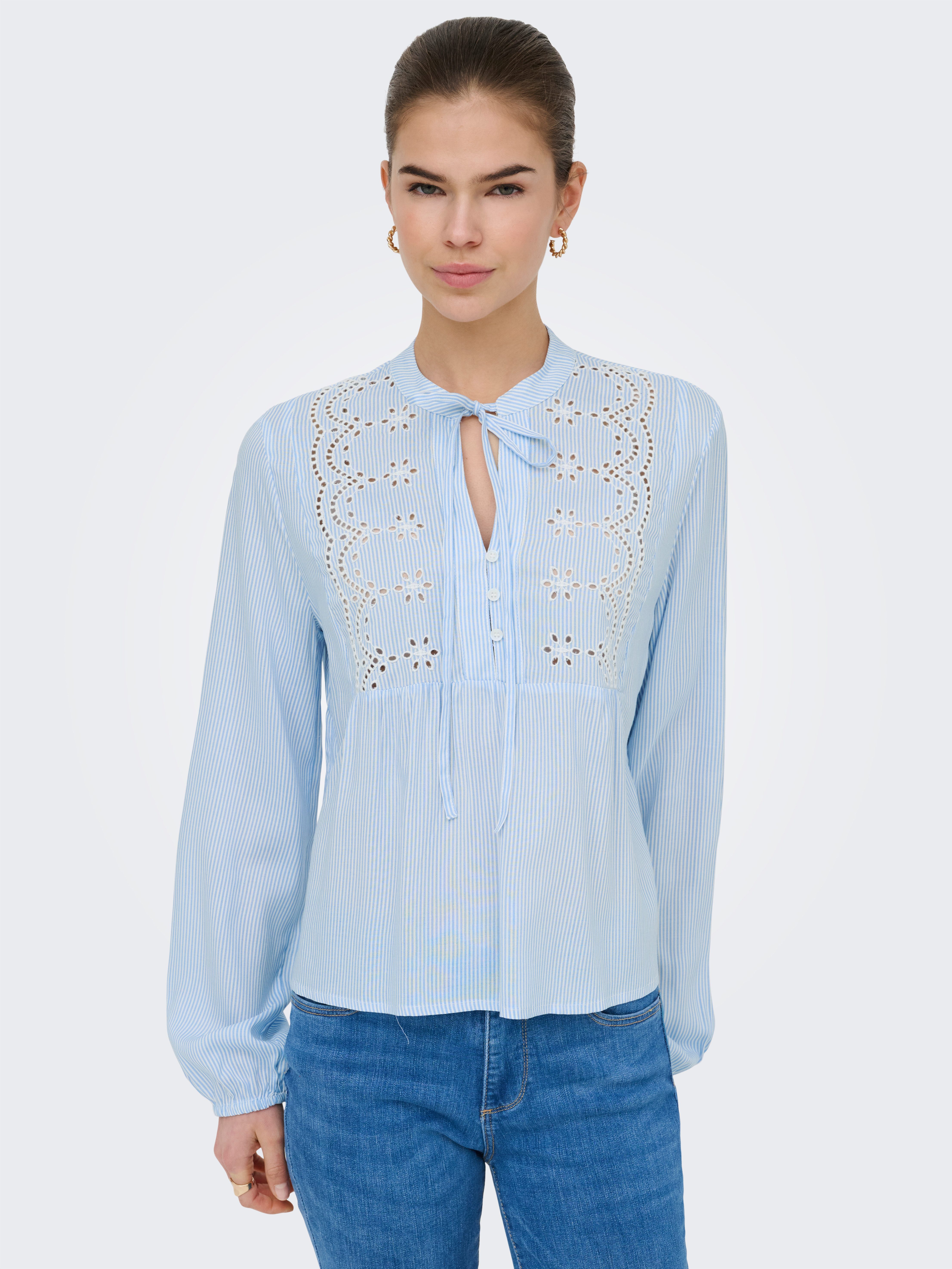 ONLY Langarmbluse ONLLENNYO LS EMBROID V-NECK TOP NOOS WVN