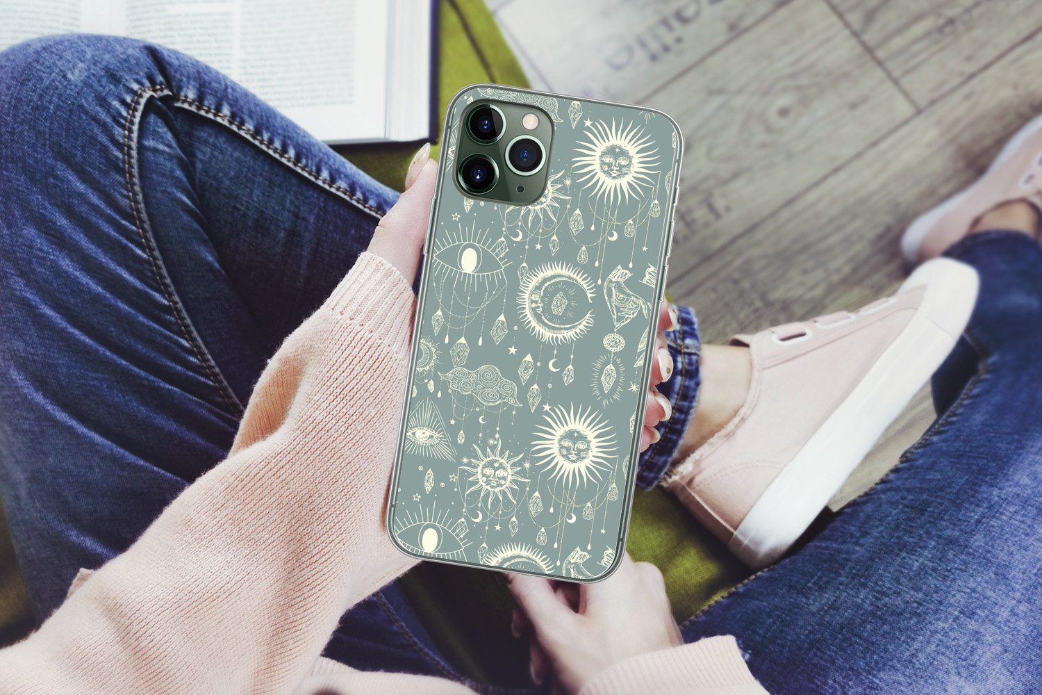 MuchoWow Handyhülle für Apple iPhone 11 Pro Boho - Druck - Blau - Sonne - Augen - Zen, Smartphone-Bumper, Print, Handy Schutzhülle Dünn