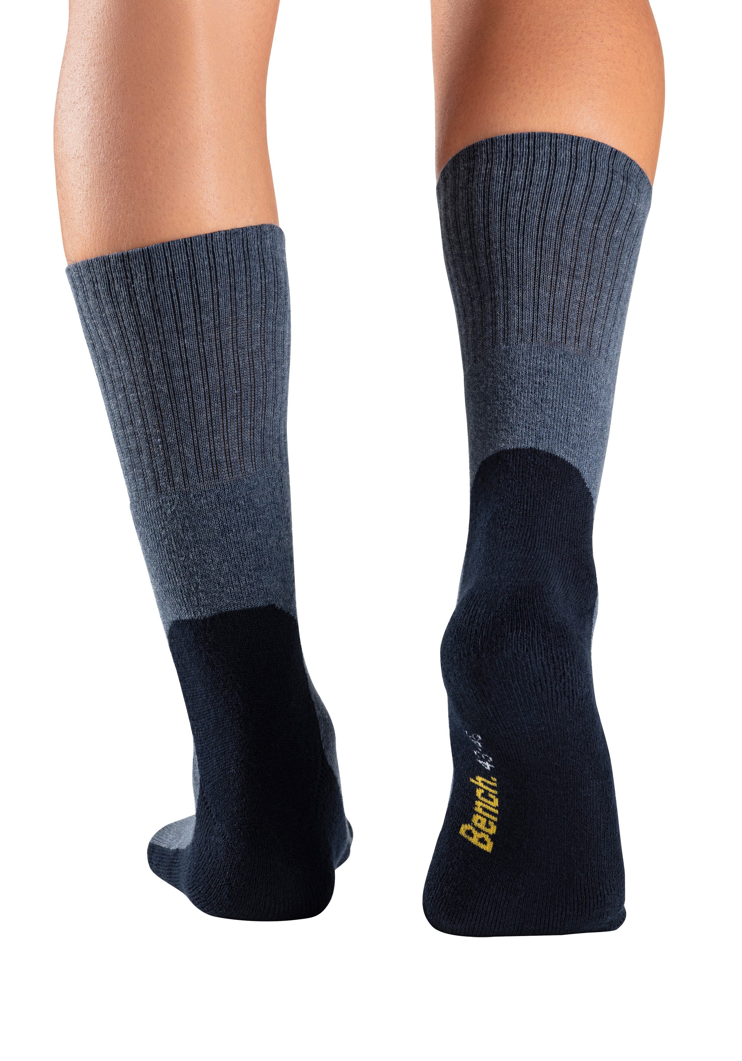 Bench. Tennissocken (Packung, 4-Paar) mit Fußfrottee