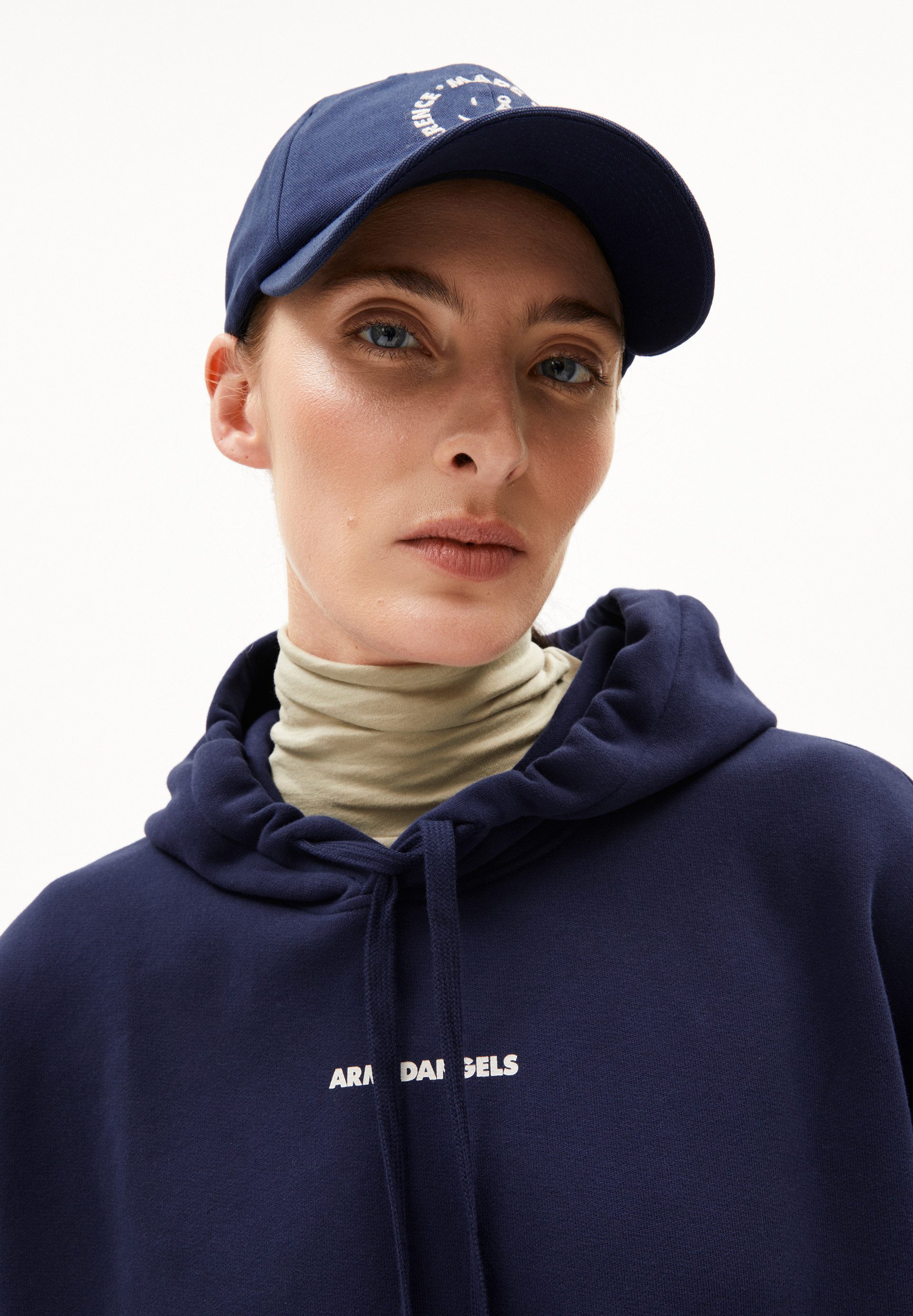 Armedangels Hoodie FRANCISARAA DIFFERENCE (1-tlg., Oversized Fit) Kängurutasche