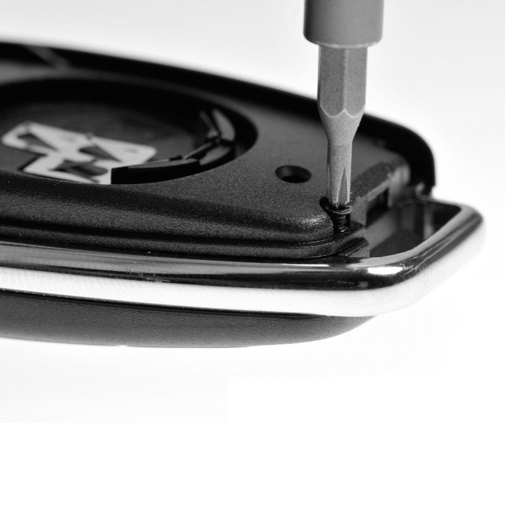 mt-key VARTA CR2032 + Auto Schlüssel Reparatur Gehäuse Knopfzelle, CR2032 (3 V), für Audi A1 8X / A3 8P / A3 8V / A4 B7 / A6 C6 / TT 8J / R8 / Q3 / Q7 – Bild 4 von 5