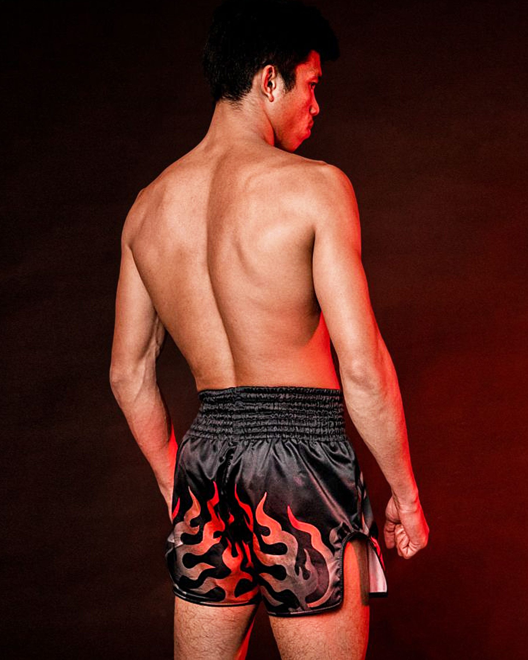 Fairtex Shorts Volcano (1-tlg) Fairtex Muay Thai Volcano Shorts – Feuer, Power & Siegeswillen