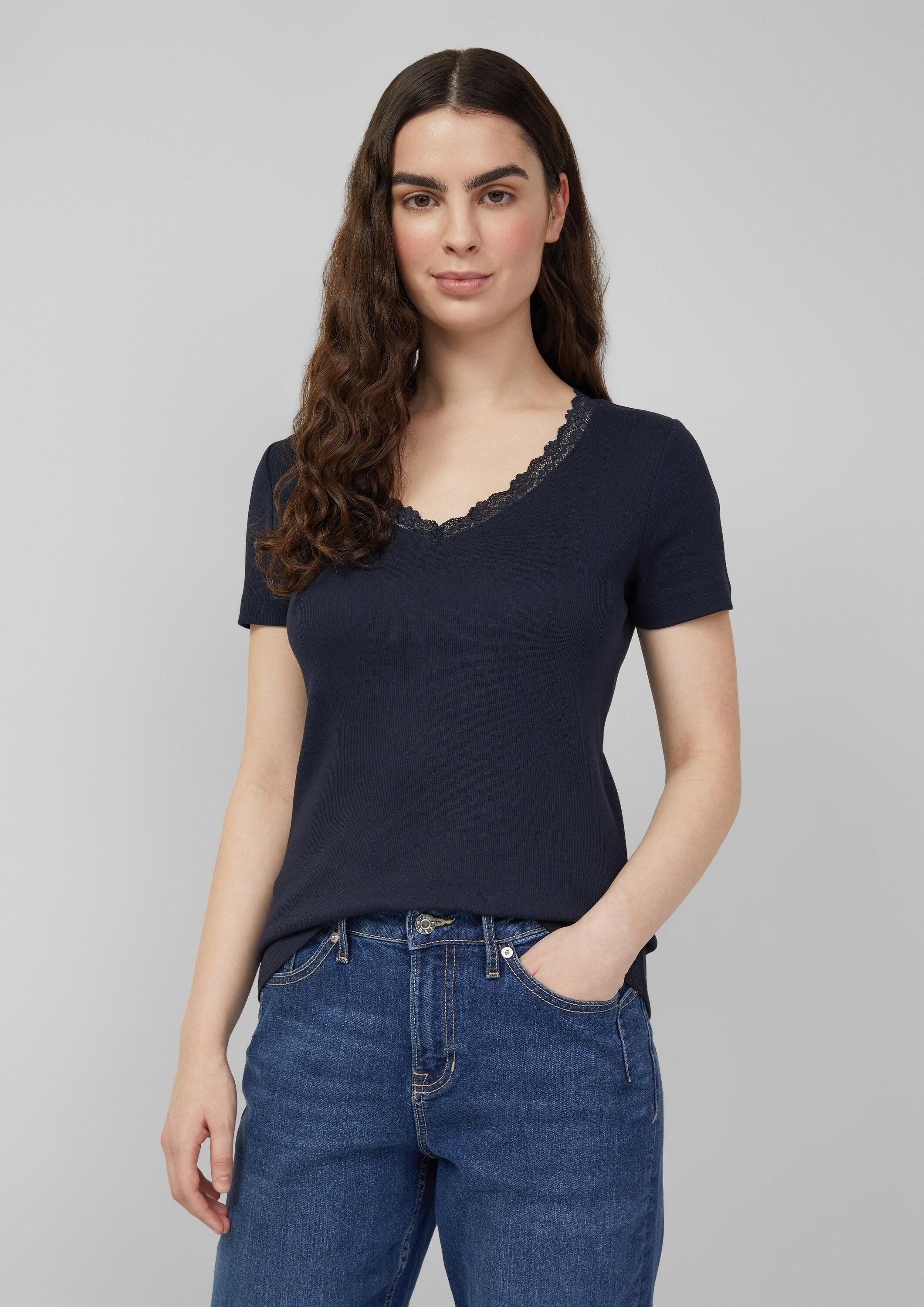 s.Oliver Kurzarmshirt T-Shirt Ripp-T-Shirt mit Spitze am Ausschnitt