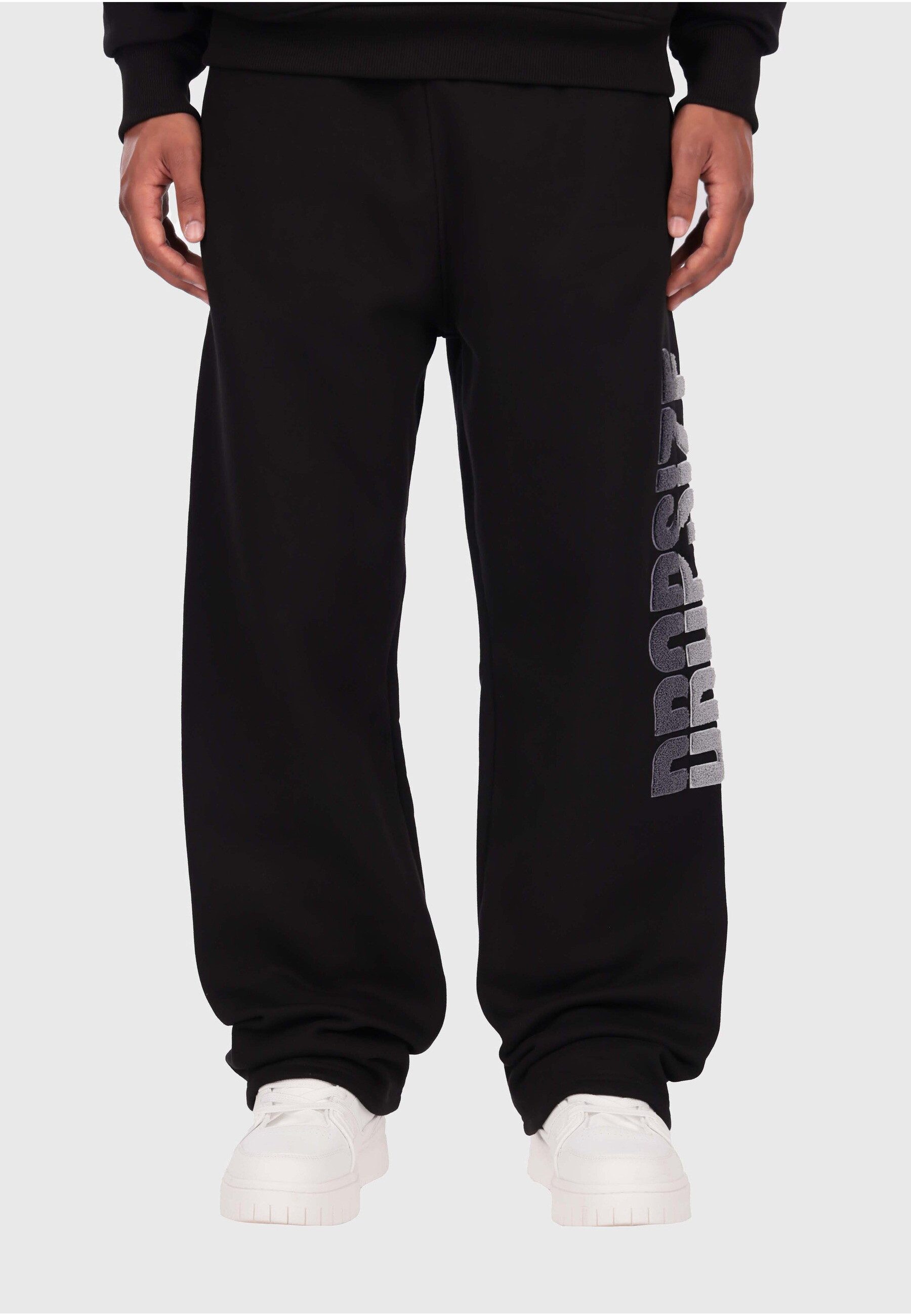 Dropsize Jogginghose Dropsize SPLIT FROTTEE EMBO SWEATPANT (1-tlg)