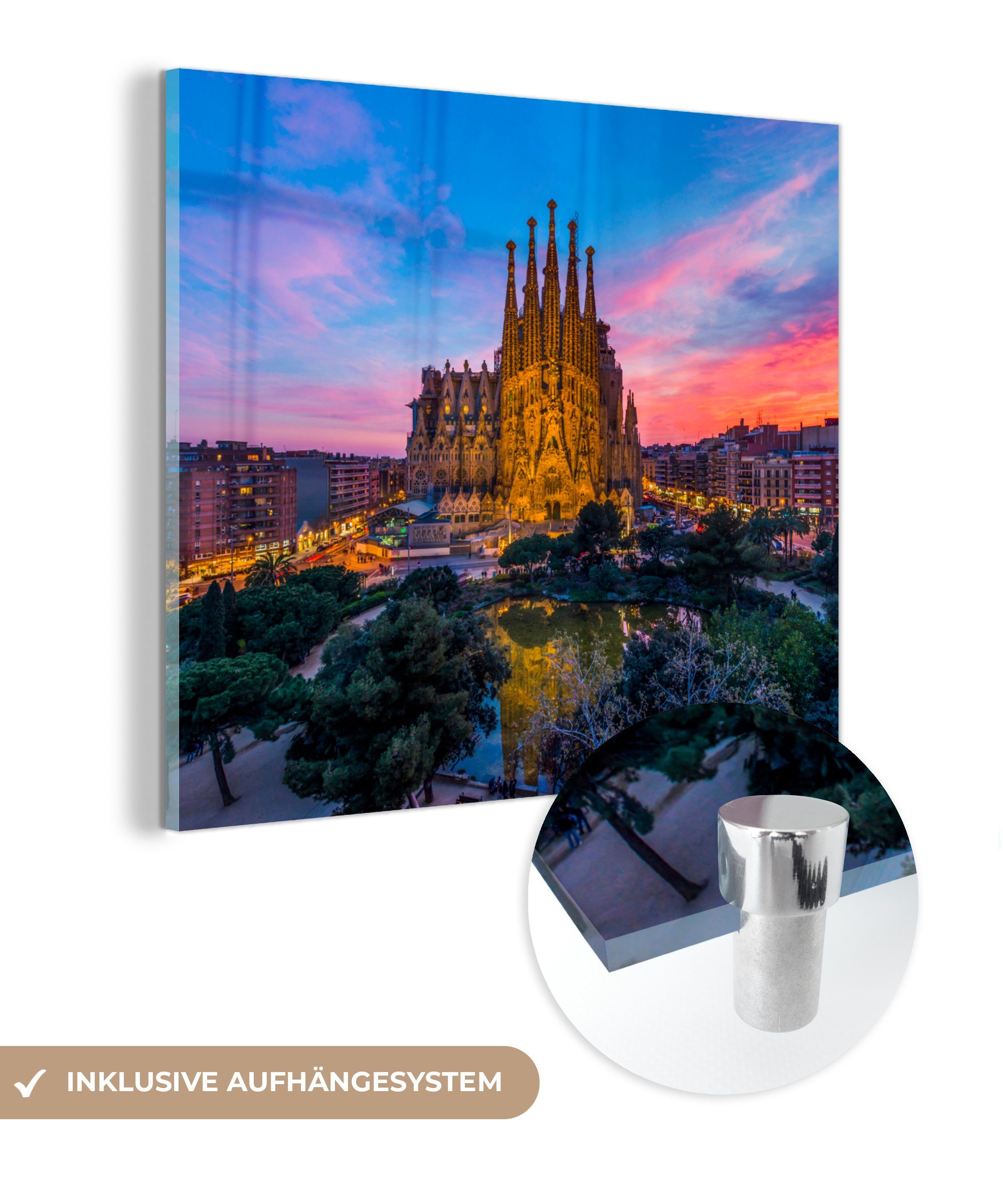 MuchoWow Acrylglasbild Sonnenuntergang hinter der Sagrada Familia in Spanien, (1 St), Glasbilder - Bilder auf Glas Wandbild - Foto auf Glas - Wanddekoration