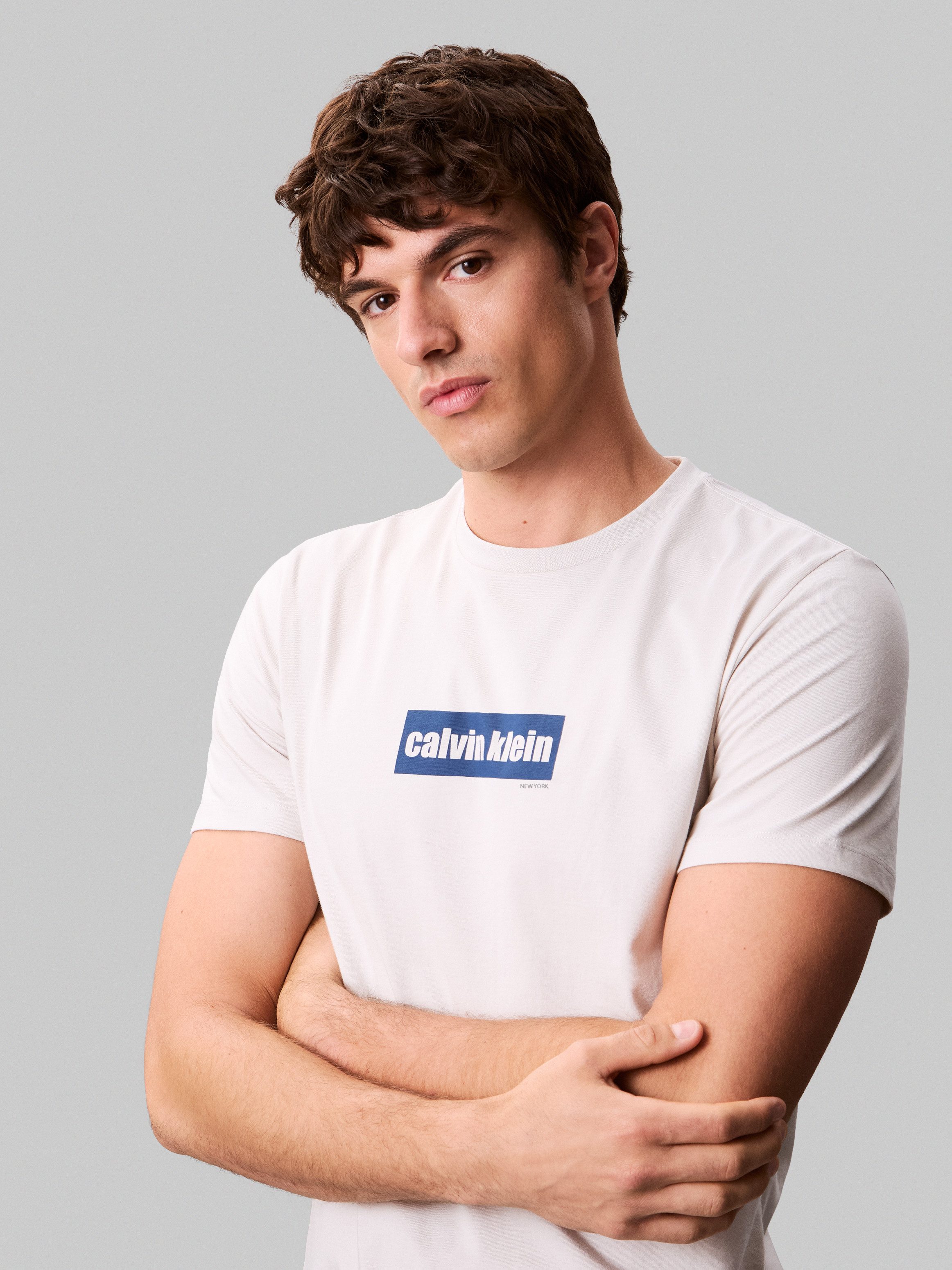 Calvin Klein Jeans T-Shirt SS 30s E CLVN LN BG mit Logo-Schriftzug günstig online kaufen