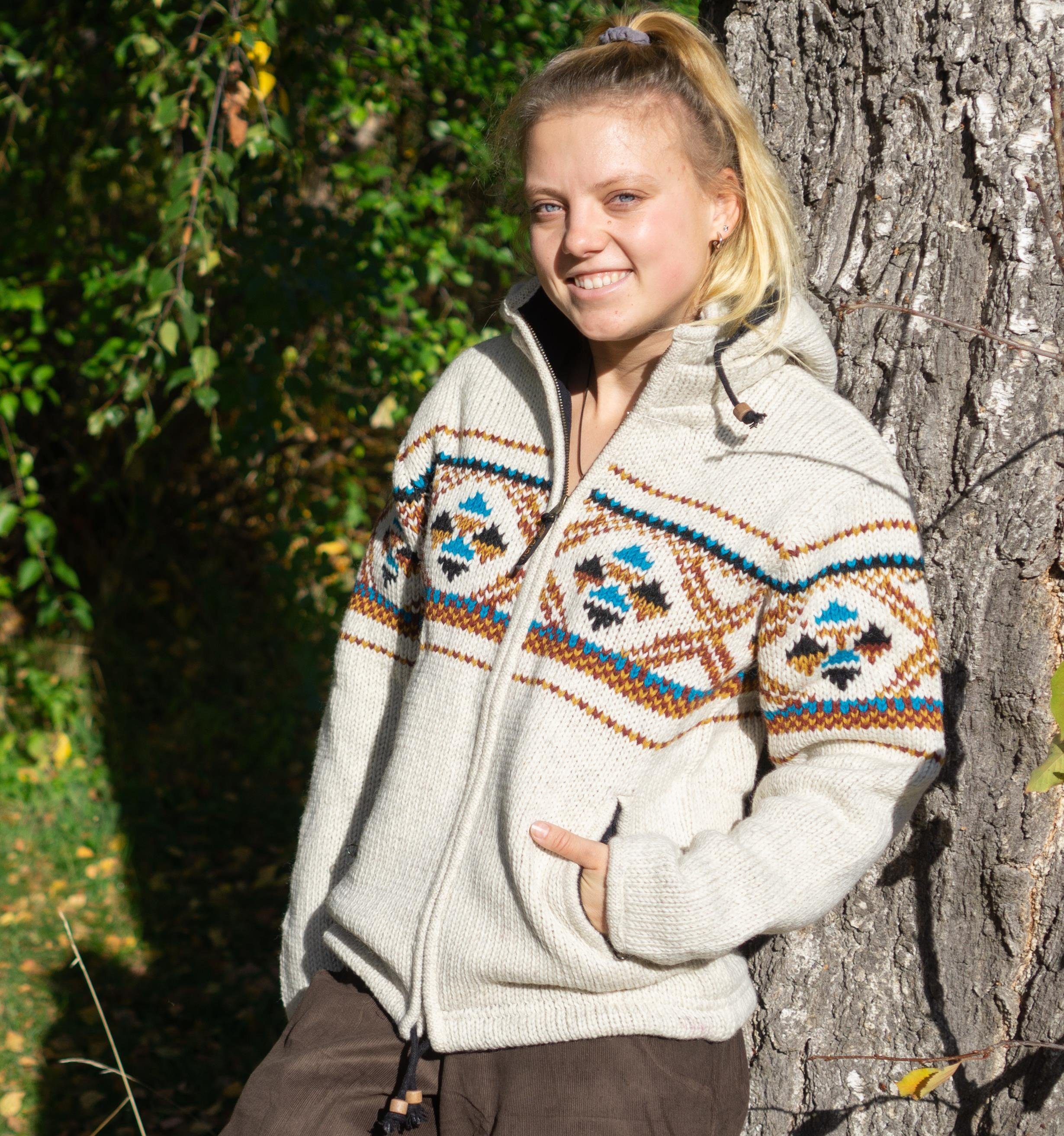 Kuschelige gefütterte 32 Guru-Shop Wolljacke,.. Modell Langjacke Strickjacke,