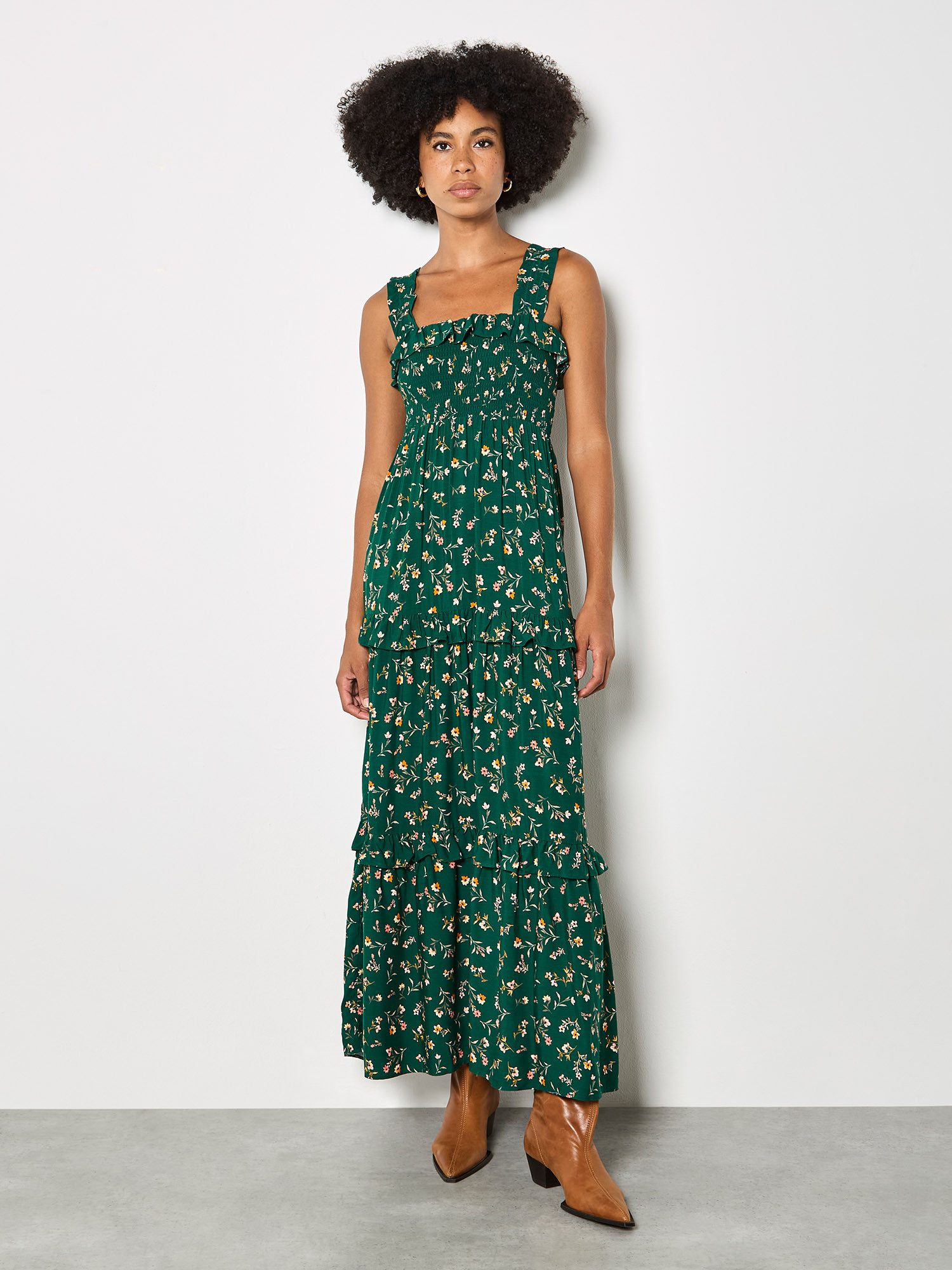 Apricot Maxikleid mit Rüschen