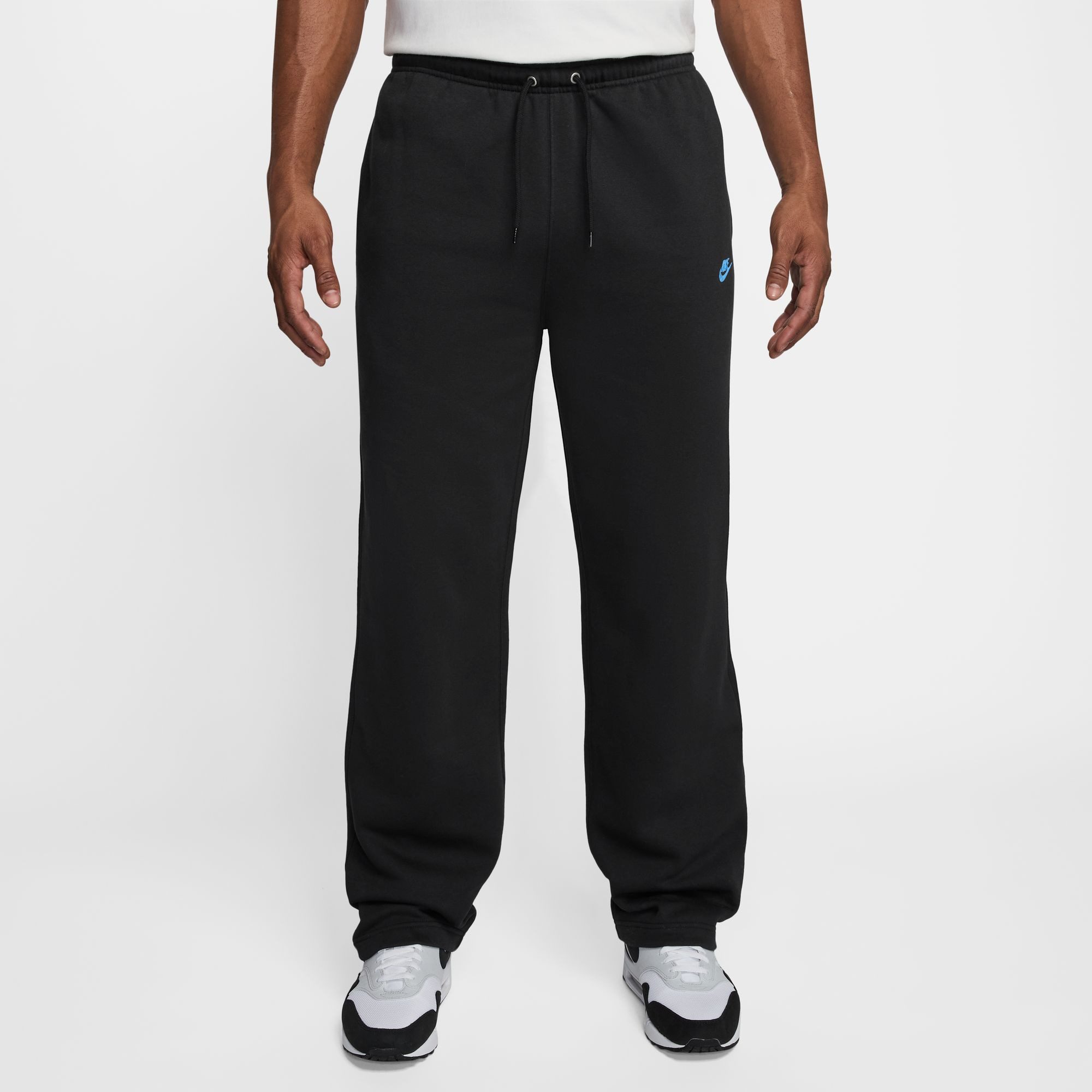 Nike Sportswear Sporthose M NK CLUB BB OH PANT mit Eingrifftaschen und Gesäßtasche, aus Baumwollmischung