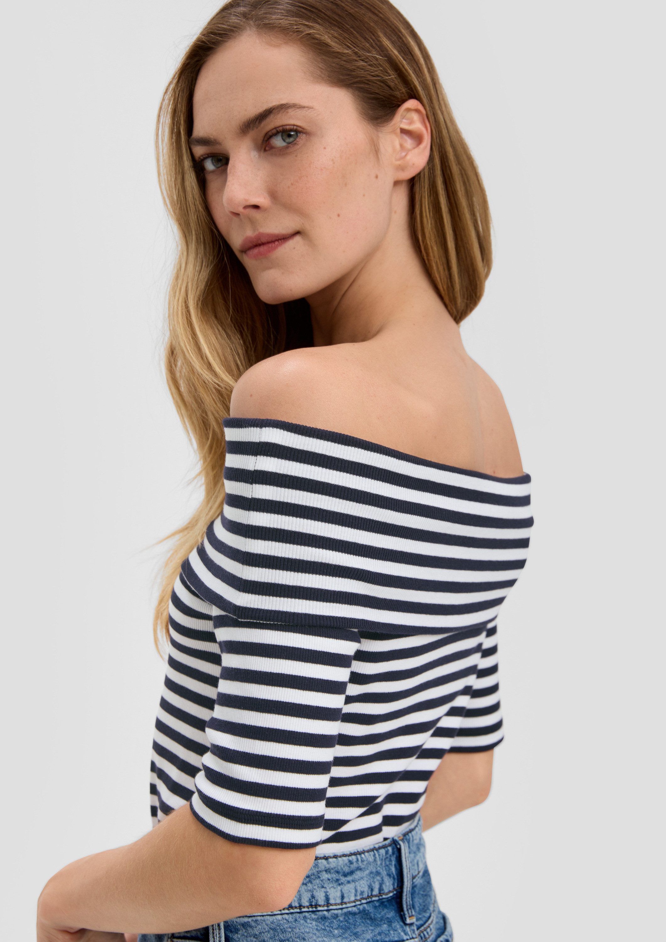 s.Oliver Kurzarmshirt T-Shirt Stretchiges Rippshirt mit Carmen-Ausschnitt günstig online kaufen