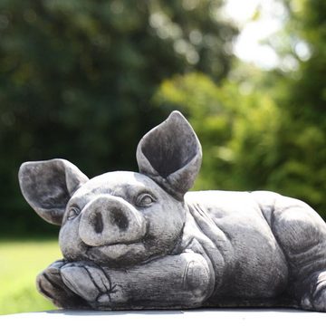 440s Gartenfigur 440s Schwein Glücks-Sau Antiksteinguss L ca. 37 cm, (Stück)