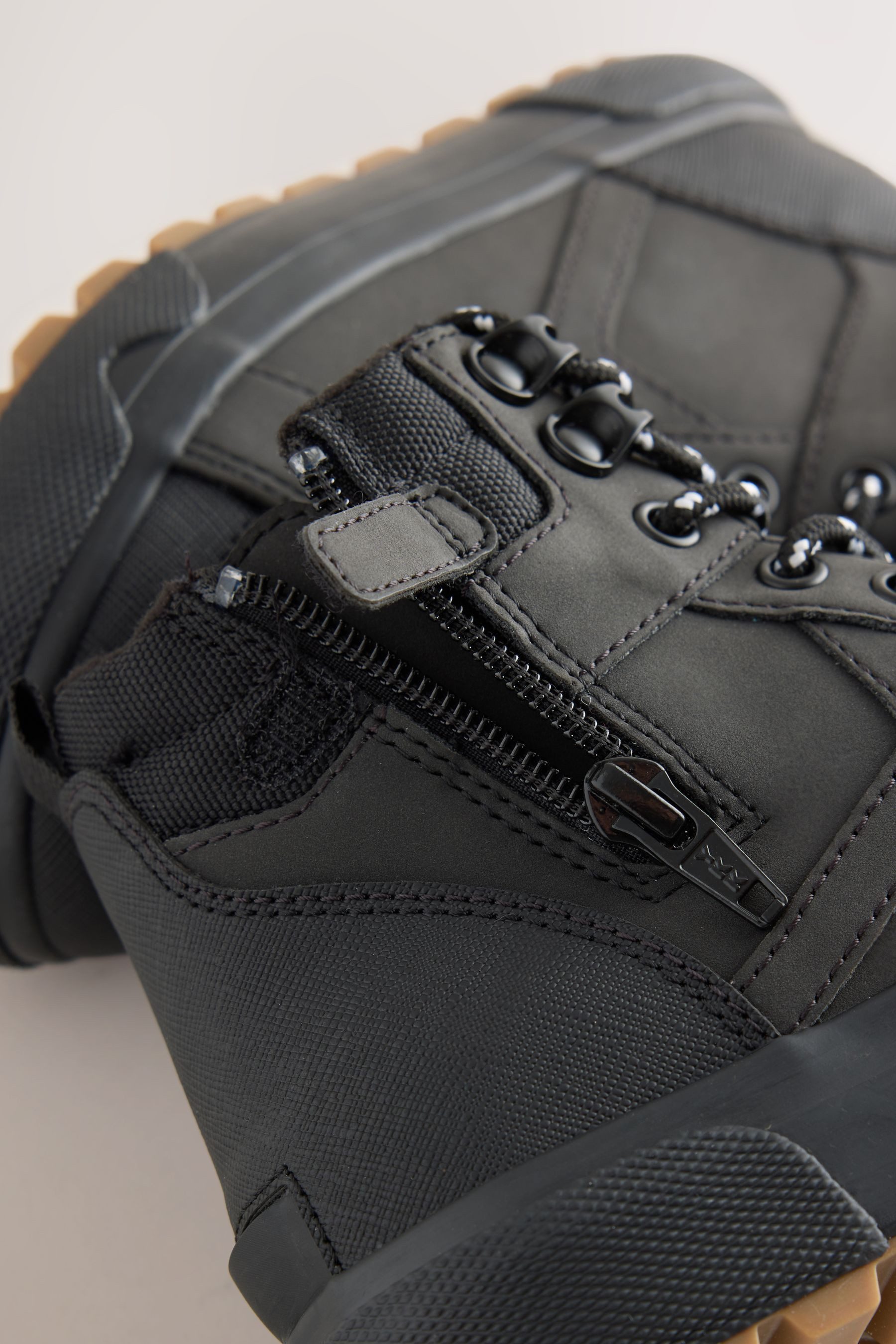 Next Hi-Top-Skate-Stiefel mit Profilsohle Stiefel – Bild 3 von 5