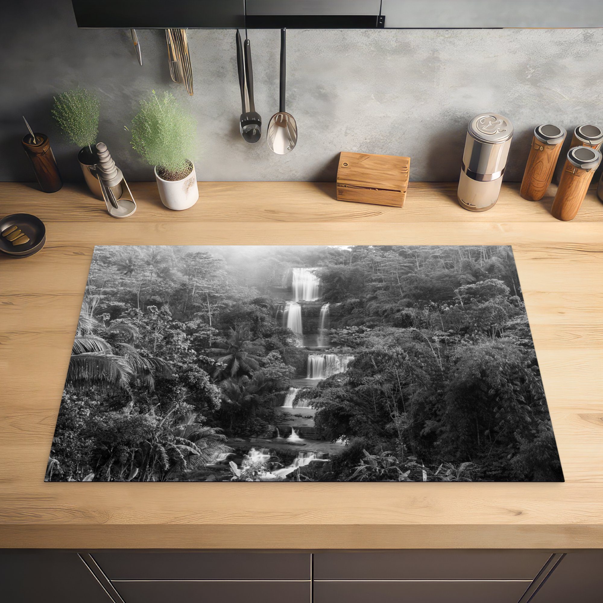 MuchoWow Herdblende-/Abdeckplatte Indonesien - Wasserfall (1 - cm, die - 81x52 Schutz küche, Induktionskochfeld Vinyl, für Weiß, Ceranfeldabdeckung tlg), Schwarz